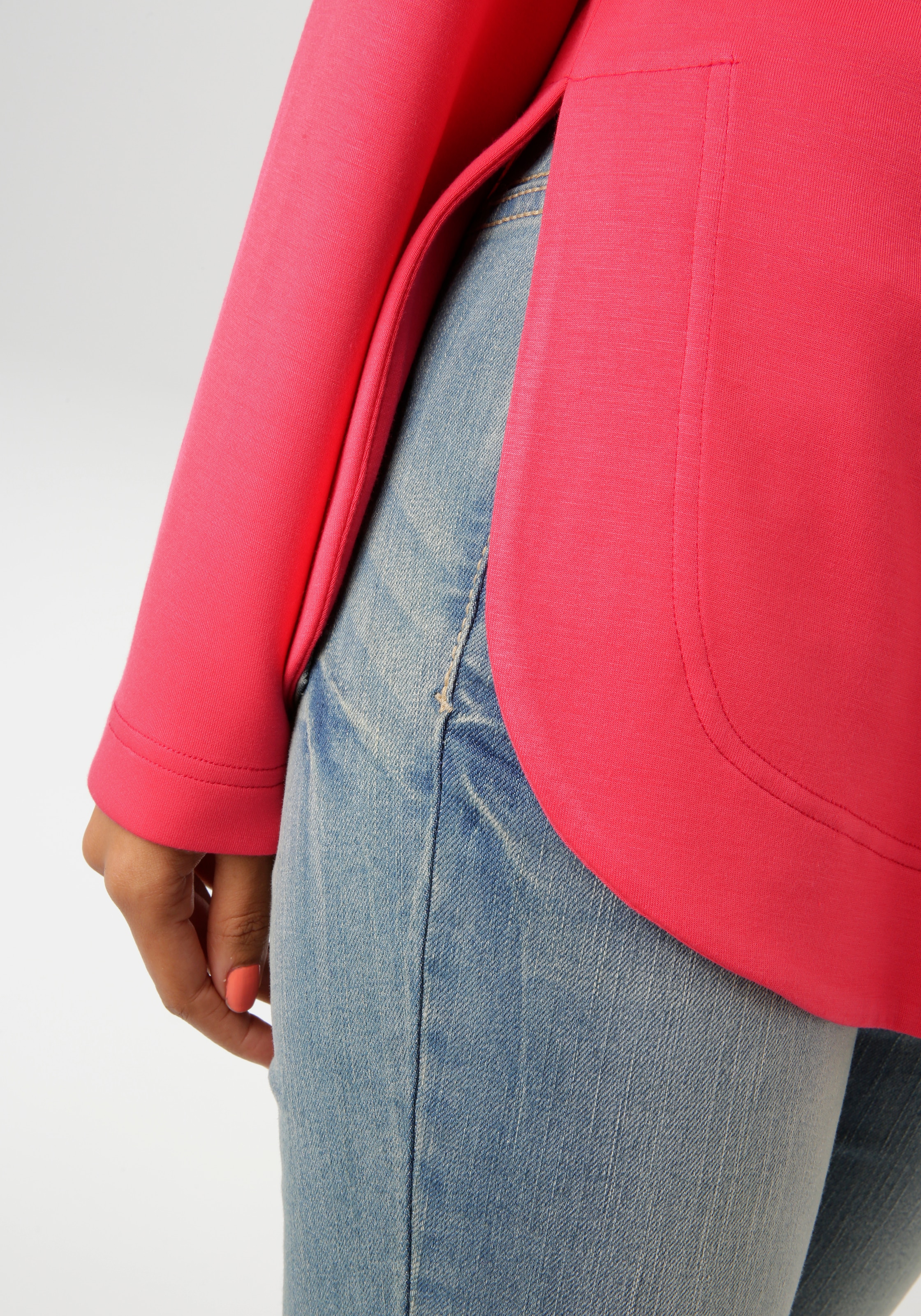 Aniston CASUAL Sweatshirt , in trendiger Farbpalette
