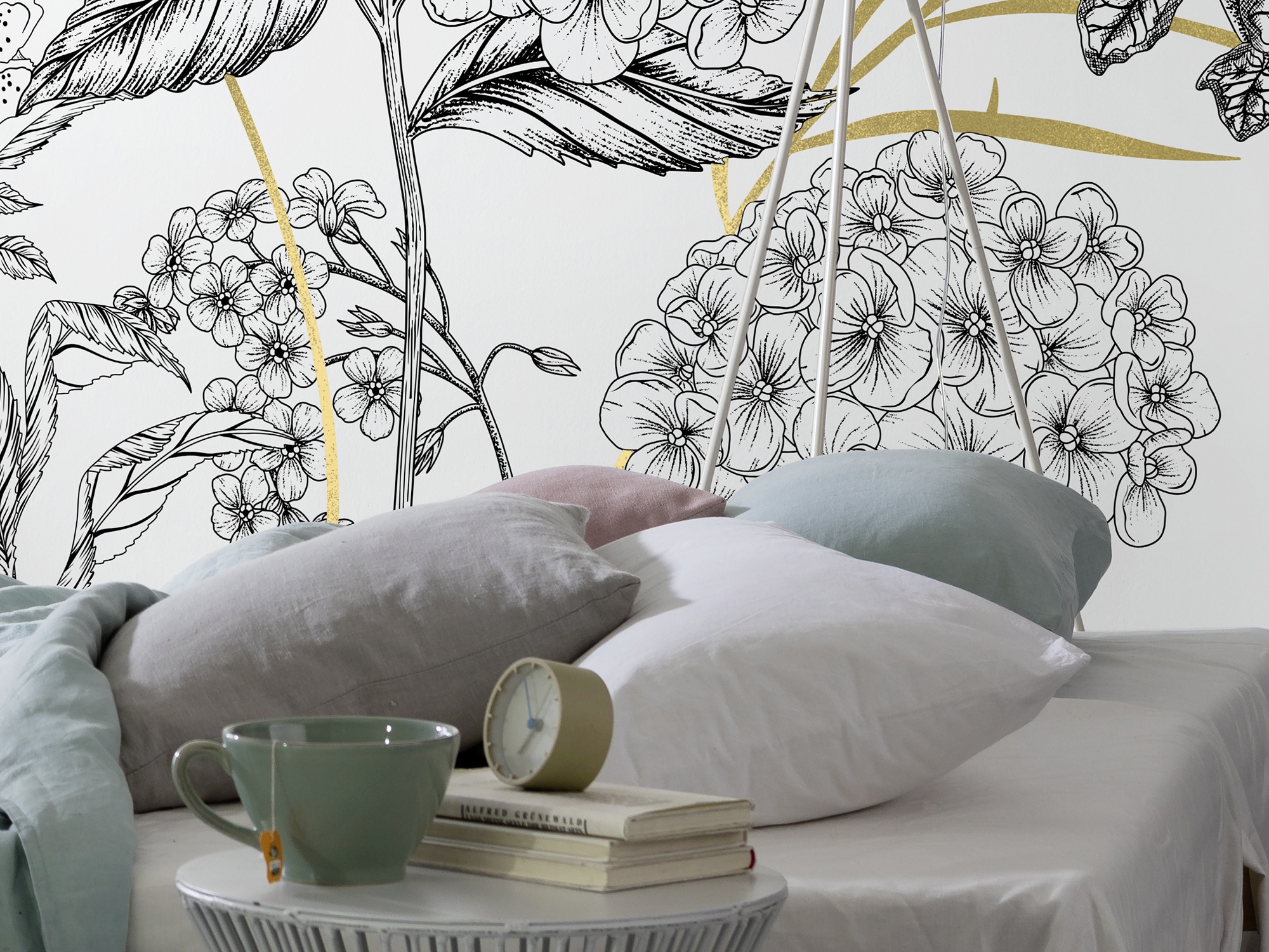 Komar Fototapete »Bumble Bee«, bedruckt, 350 x 250 cm (Breite x Höhe) - Tapete, Vlies, Wohnzimmer, Schlafzimmer
