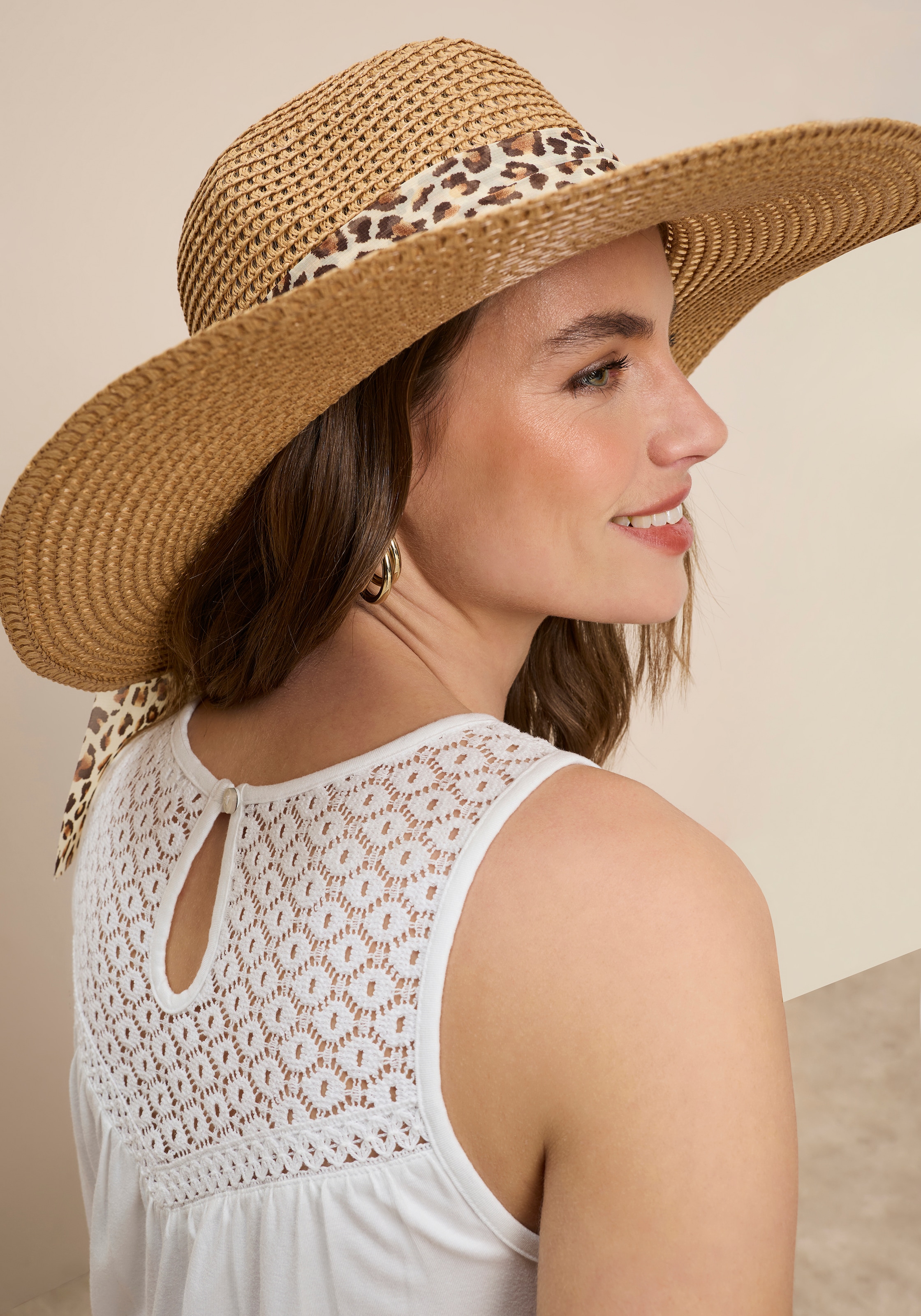 Tamaris Spitzentop mit ausgestellter Passform