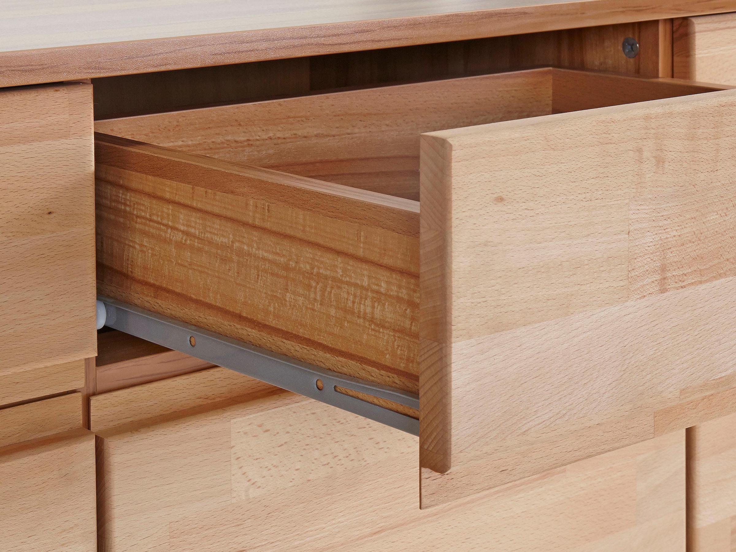 Home affaire Sideboard »Vetro,150cm breit,40 cm tief, Fronten Massivholz,6 Fächer«, Kernbuche massiv, Holzwerkstoff, 3Türen,3 Schubladen, Griffmulden