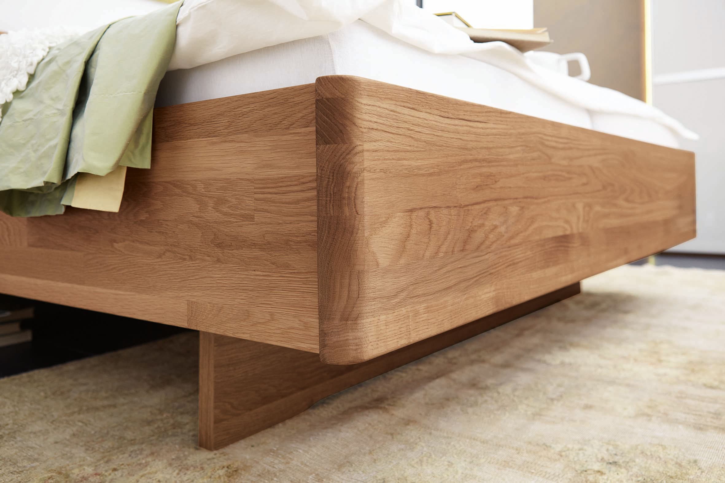 WIEMANN Holzbett »Cardiff, Bettgestell, Bettrahmen, teilmassiv Erle«, (Belastbarkeit 110/220 Kg, 4-fache höhenverstellbar, MADE IN GERMANY), Kopf- und Fußteil aus Massivholz in Erle, verschiedene Größen