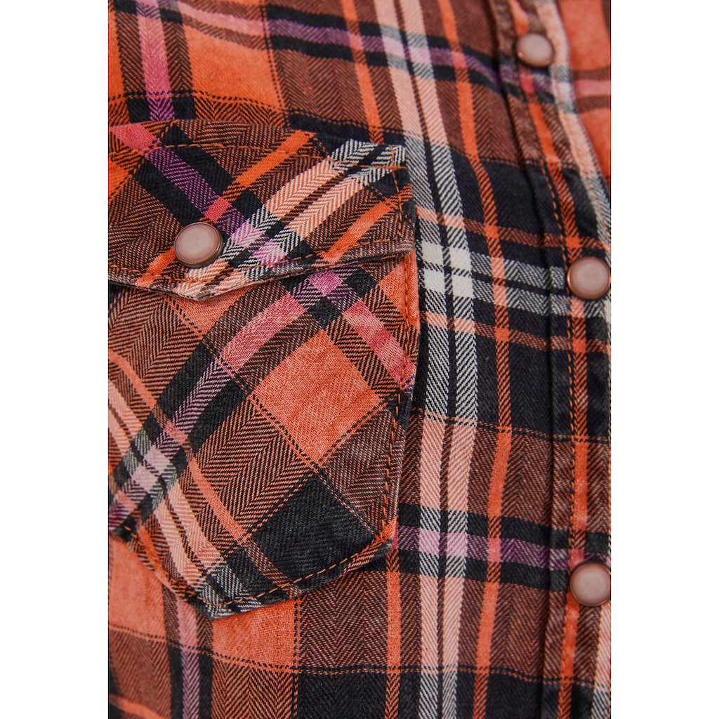 LTB Hemdbluse »LUCINDA«, in figurbetonter Passform für eine tolle Silhouette und aufgesetzten Brusttaschen