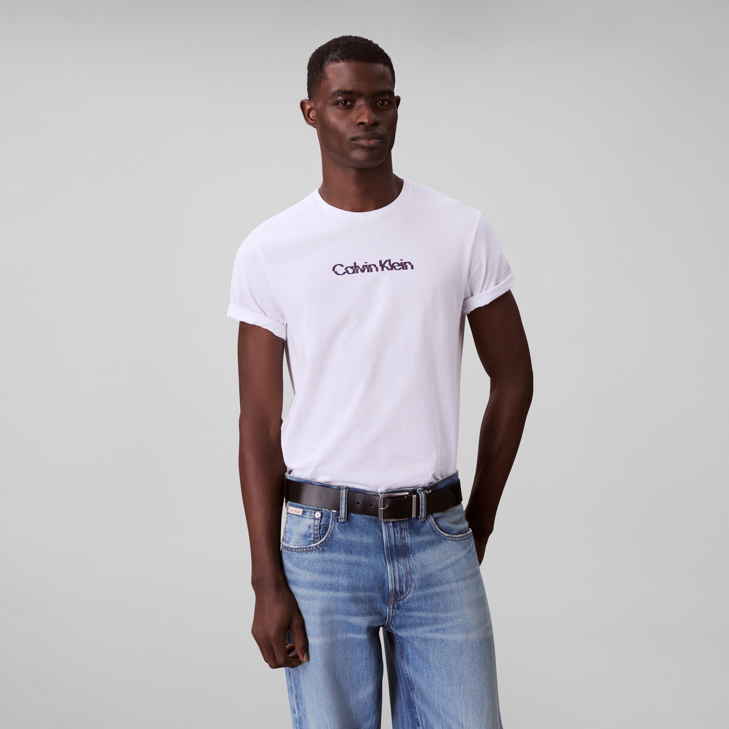 Calvin Klein Jeans T-Shirt »SS GLITCHED LOGO EU CLASSIC TEE«, Mit Rundhalsausschnitt