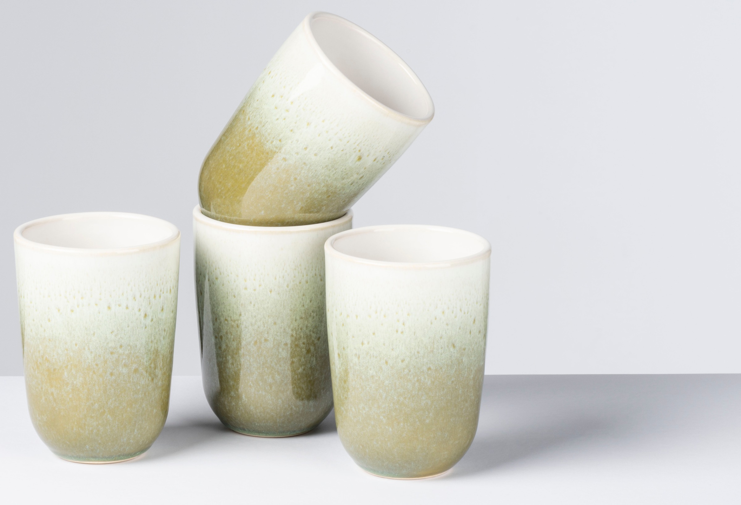 gipfelstück Becher »Flussufer« außergewöhnlicher, visueller Farbverlauf, 35 günstig online kaufen