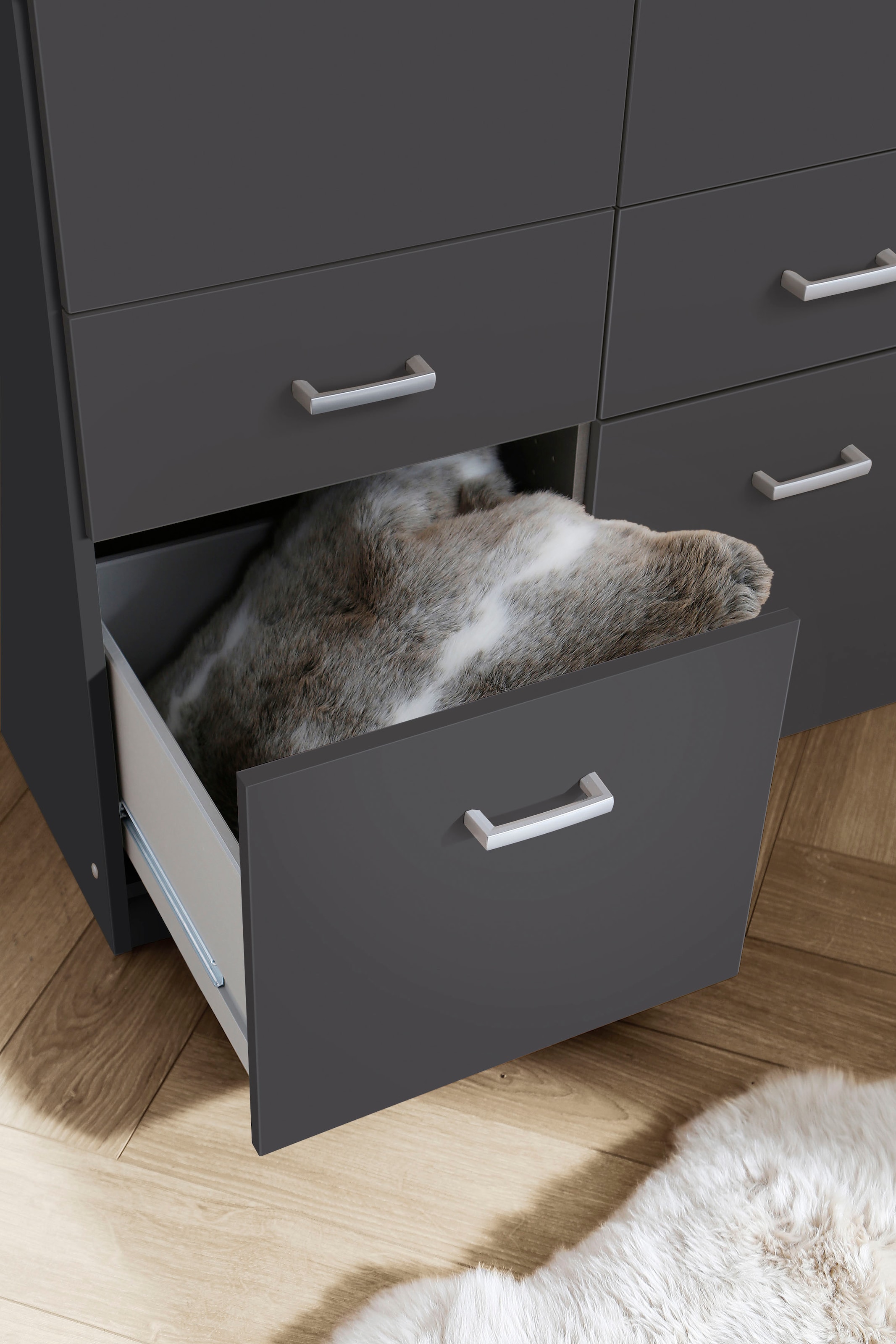 rauch Kleiderschrank »Kleiderschrank Schrank Garderobe deckenhoher Schrank BREMEN«, in vielen Farben und Ausführungen MADE IN GERMANY
