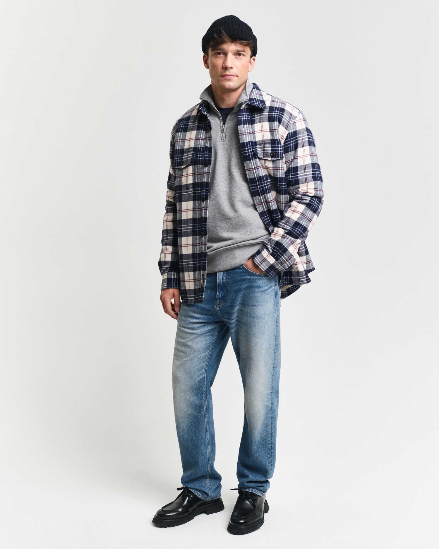 Gant »REG SHIELD HALF ZIP SWEAT«, mit Logostickerei auf der Brust
