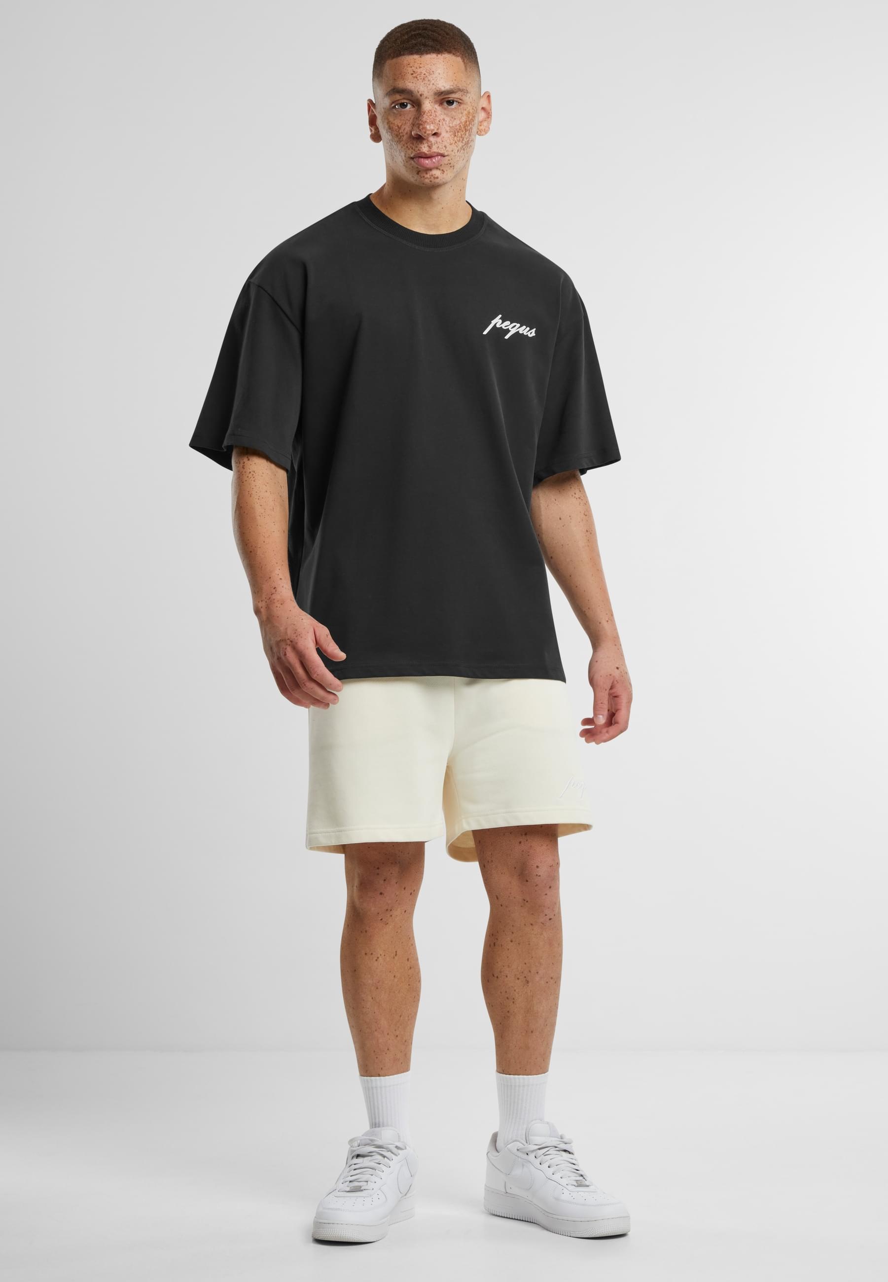 PEQUS Langarmshirt »PEQUS PEQUS A Paradise Beach Club Back Logo T-Shirt« 1 Stk.