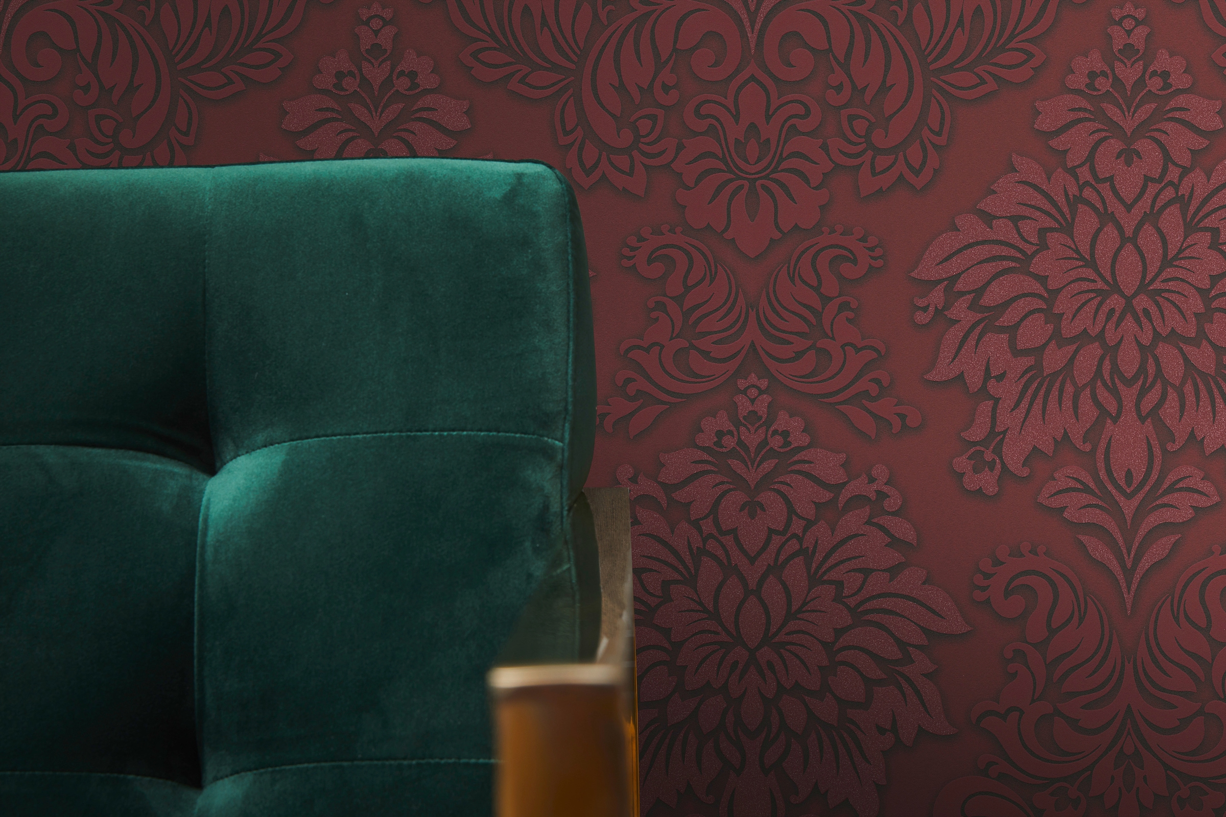living walls Vliestapete »Metropolitan Stories Lizzy London«, Barock-ornamental-gemustert, Ornament Tapete Barock Metallic Tapeten Wohnzimmer Schlafzimmer Küche