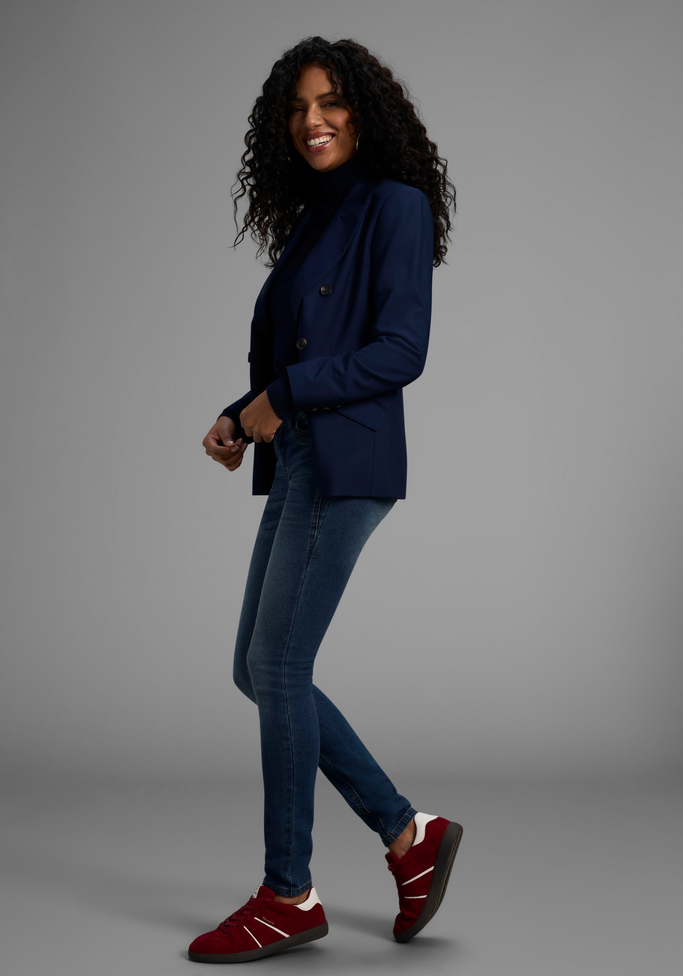 Arizona Skinny-fit-Jeans »mit Keileinsätzen«, extra-enger Beinschnitt, niedrige Leibhöhe