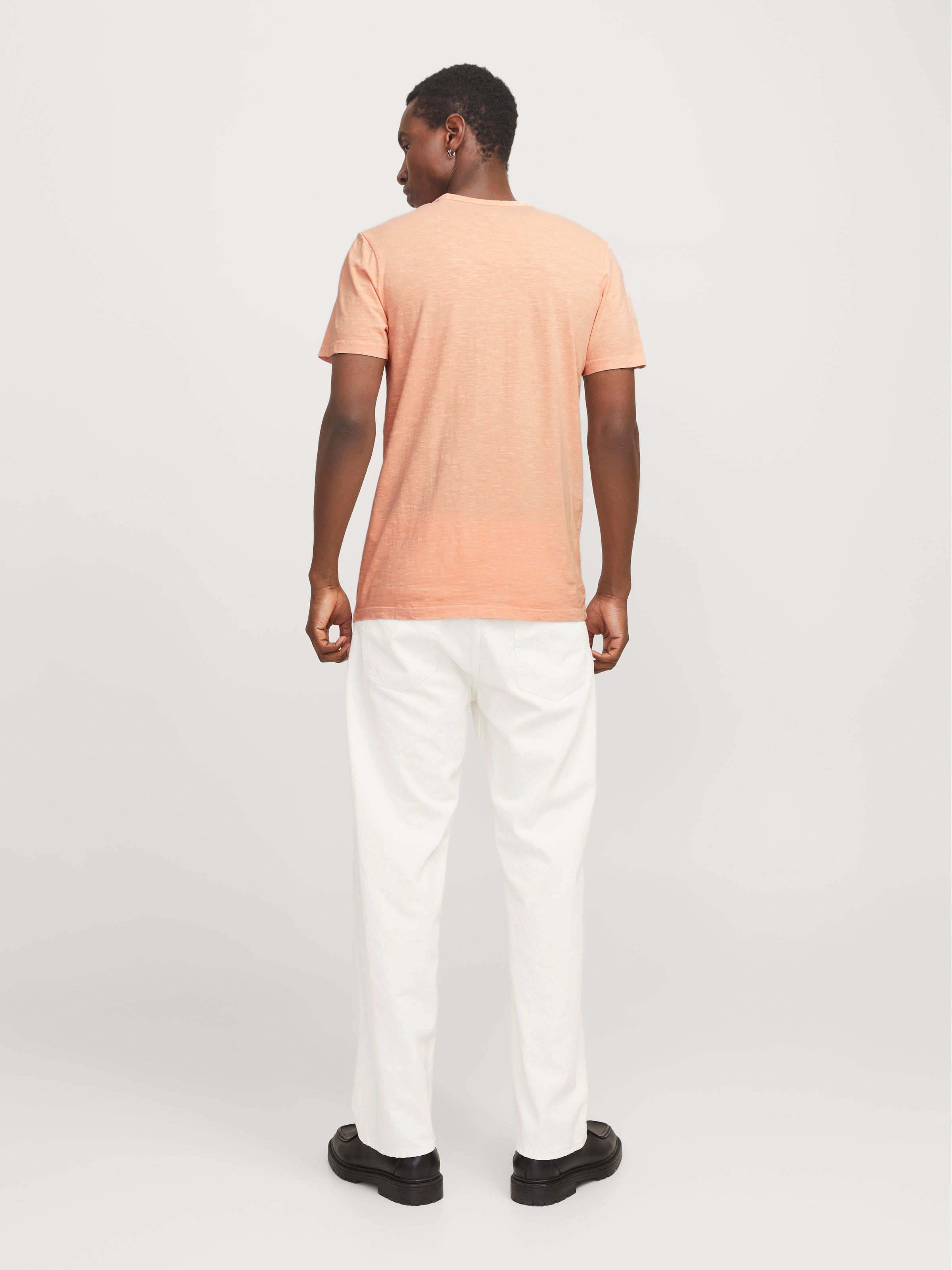 Jack & Jones »JJESPLIT NECK TEE SS NOOS« mit V-Ausschnitt