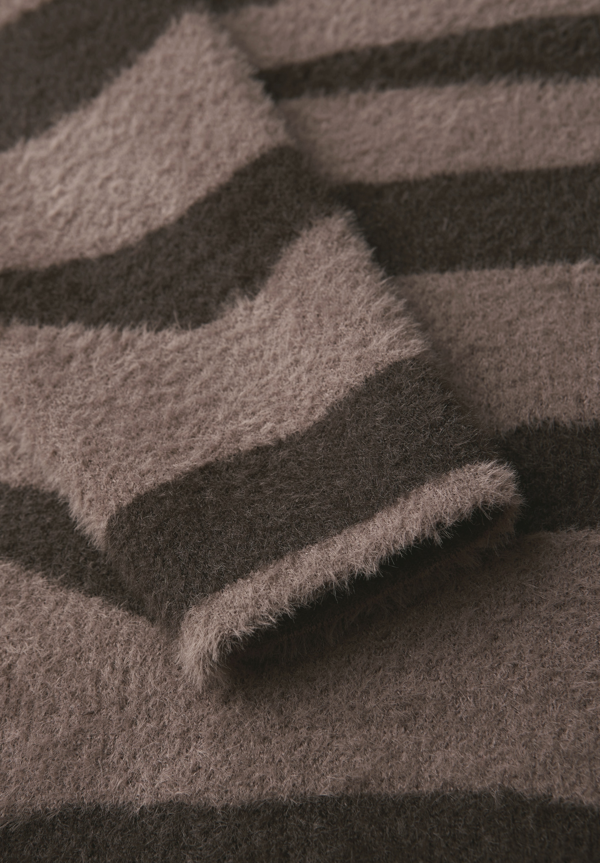 STREET ONE Strickpullover, mit Animal Print, bequeme Passform