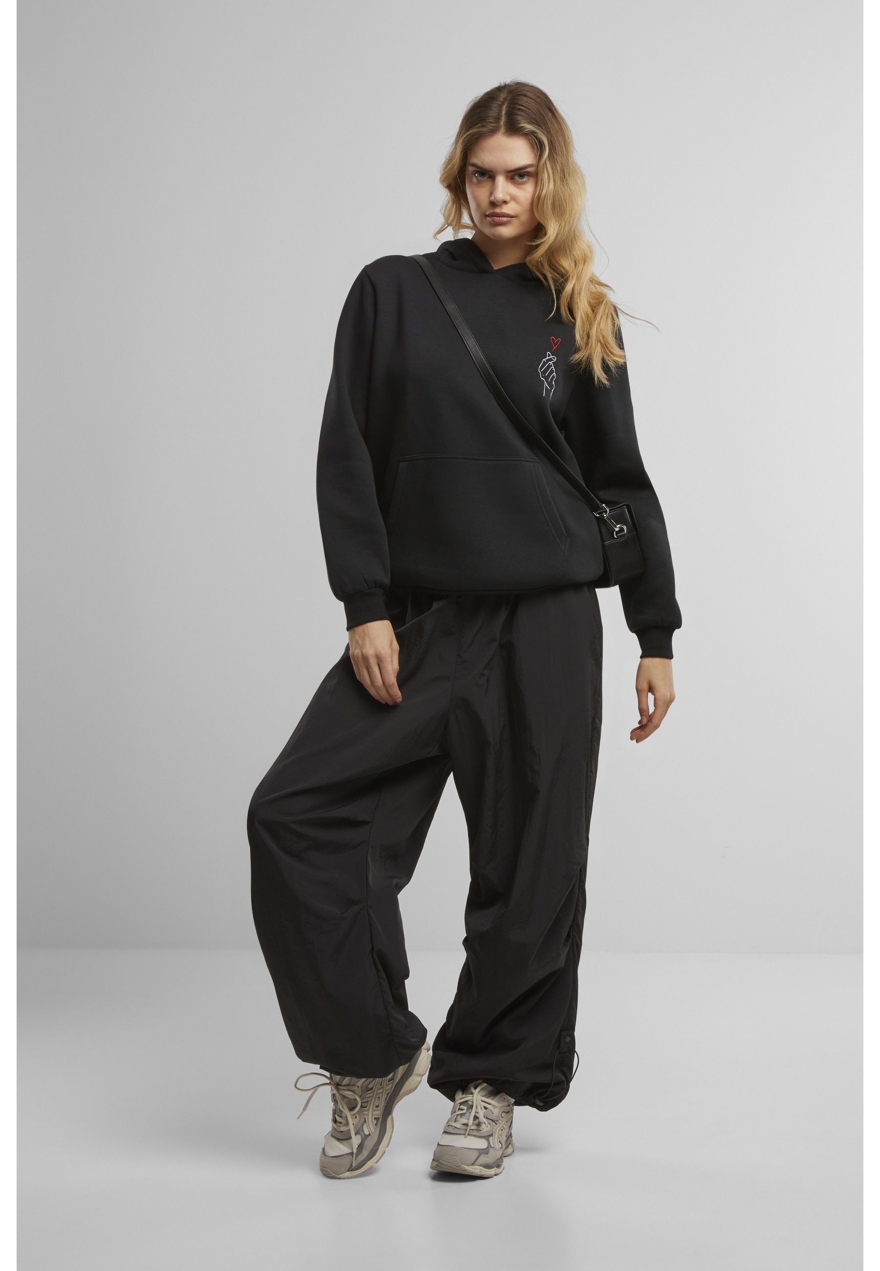 Miss Tee Kapuzensweatshirt »Miss Tee K Heart EMB Fluffy Hoody«
