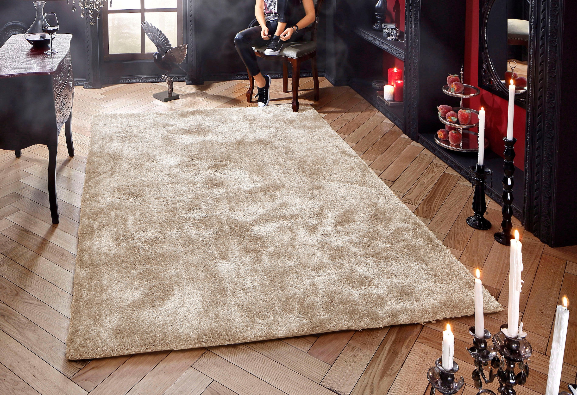 5. Bild von Bruno Banani Hochflor-Teppich »Dana Teppich, leichter Glanz«, rechteckig, uni, weich, Mikrofaser Teppiche, Wohnzimmer, Schlafzimmer, Esszimmer