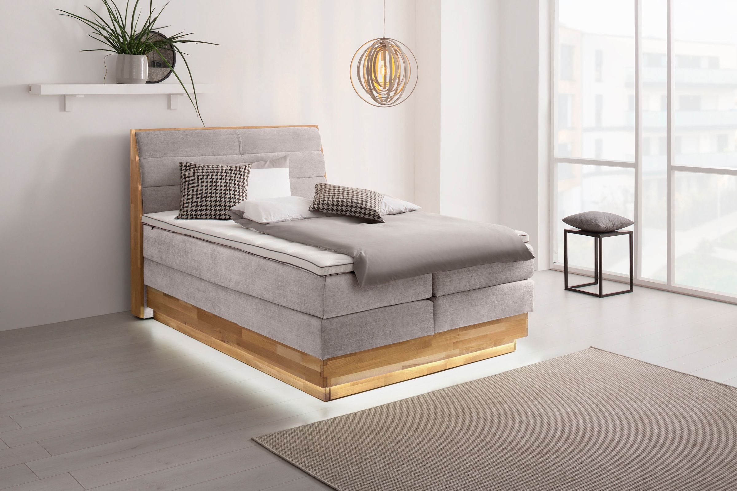 OTTO products Boxspringbett, LED-Beleuchtung, mit zertifizierten, recycelten Bezugsstoffen
