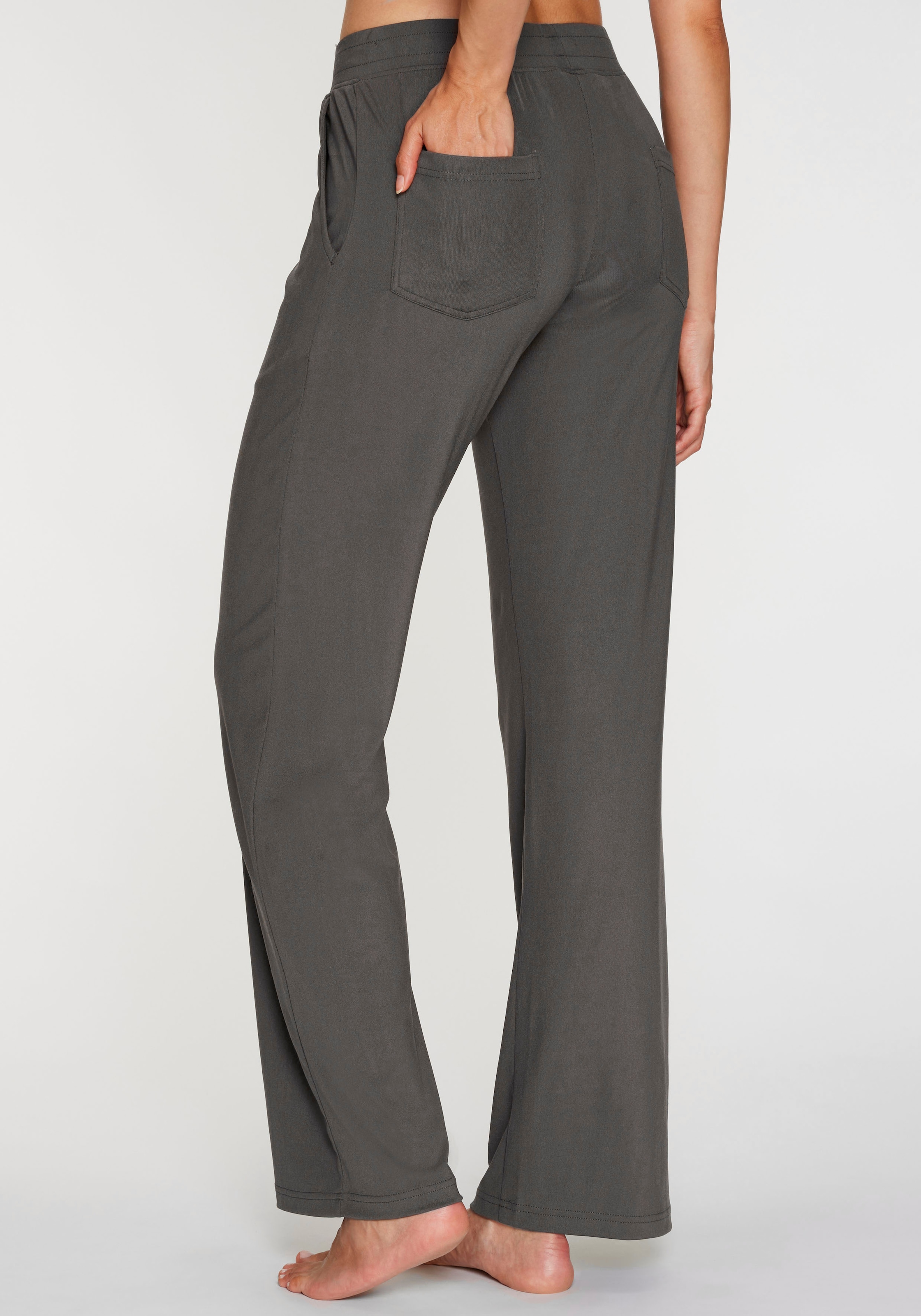 H.I.S Relaxhose, mit klassisch gerade geschnittenem Bein, Loungewear