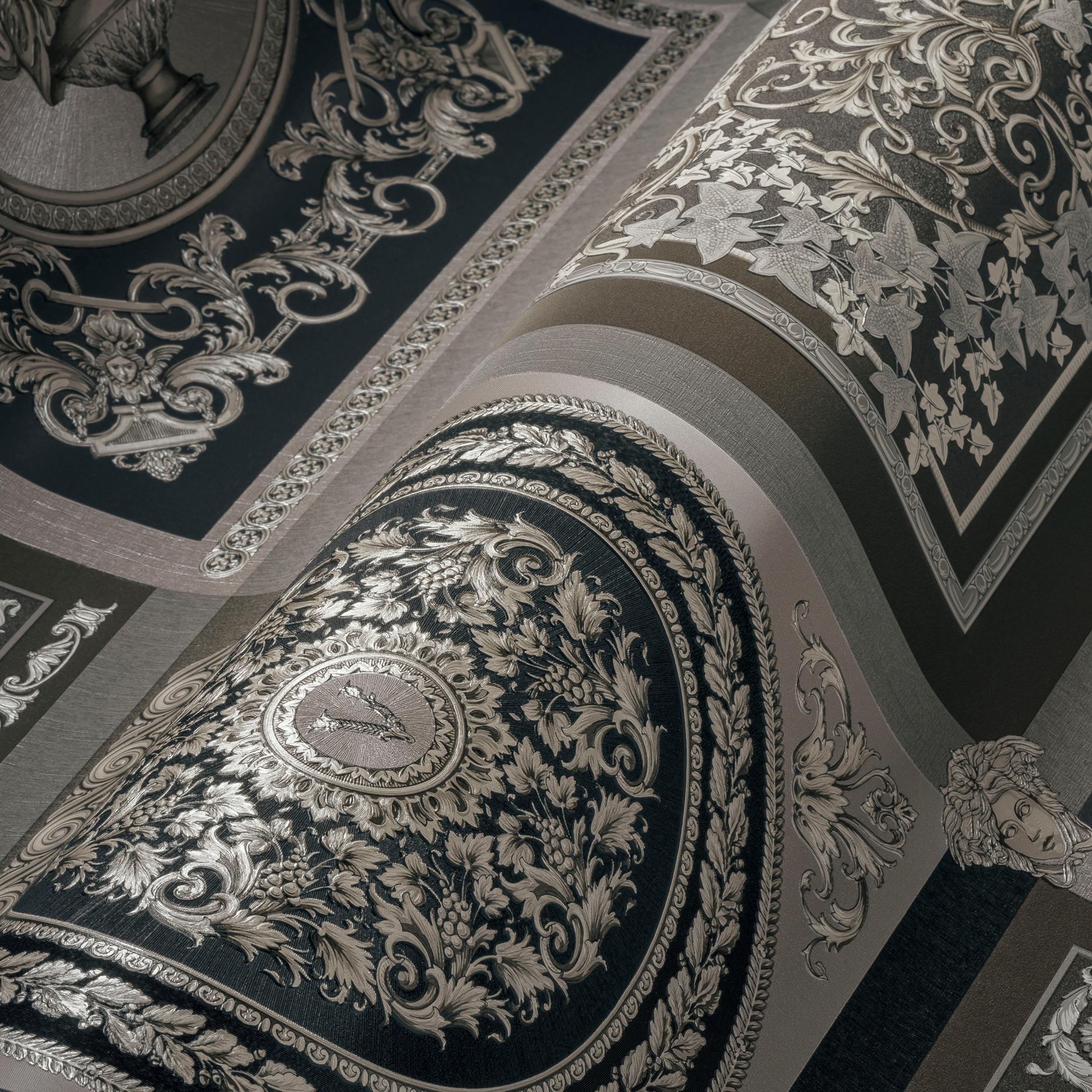 Versace Vliestapete »Wallpaper Versace 5 Design Patchwork«, leicht glänzend-gemustert-abstrakt, auffallende Fliesen-Tapete Tapeten Wohnzimmer Schlafzimmer Küche Optik