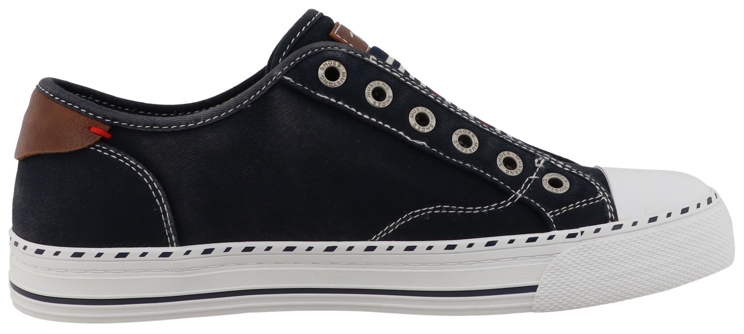 Mustang Shoes Slip-On Sneaker »Magdalena«  Freizeitschuh, Slipper, Schlupfschuh mit Kontrastbesätzen