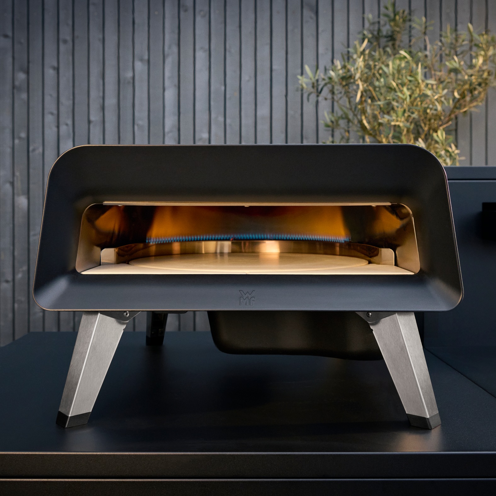 WMF Pizzaofen »Pizzaiolo Pro, Gaspizzaofen, knusprige Ergebnisse in 90 Sekunden«, automatische Drehmechanik, hochwertiger Pizzastein, inkl.Pizzaschaufel
