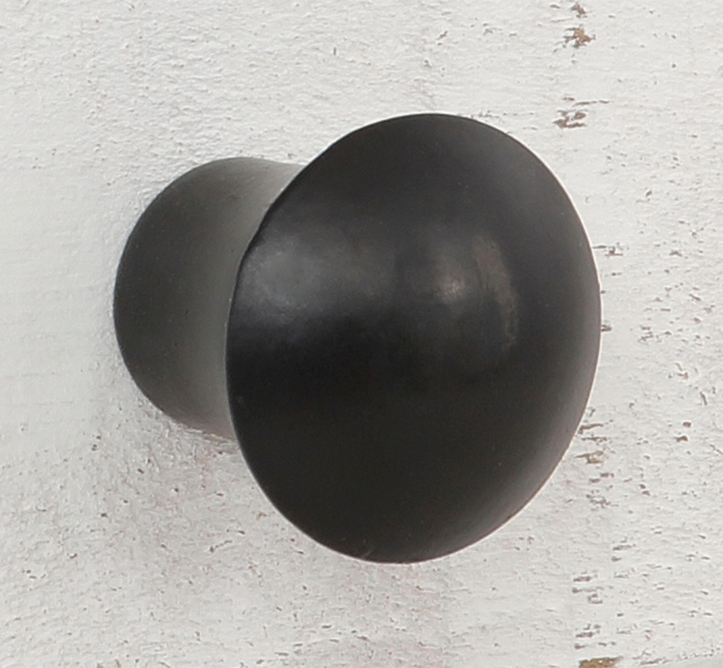 Home affaire Lowboard »Freya«, Kommode mit 2 Klappen, Metallgriffen, aus Massivholz, Breite 140 cm