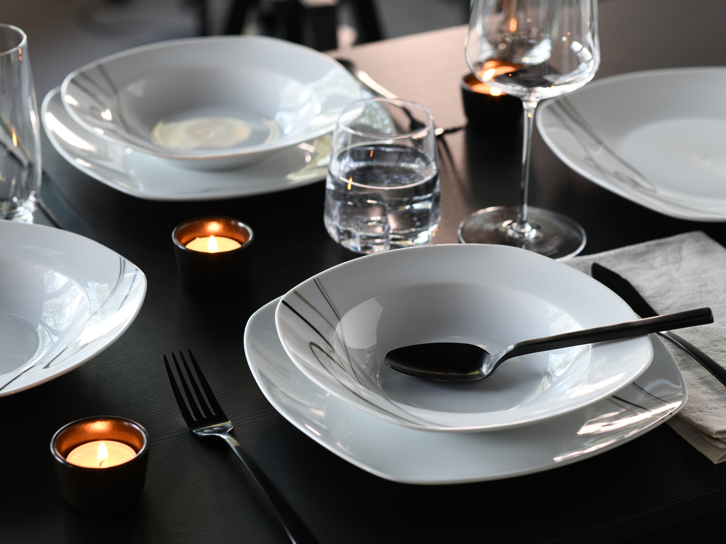CreaTable Tafelservice »Amelie Piazza, Tafel-Service 12-tlg«, (Set, 12 tlg.), Elegant, Schwungvoller Liniendekor