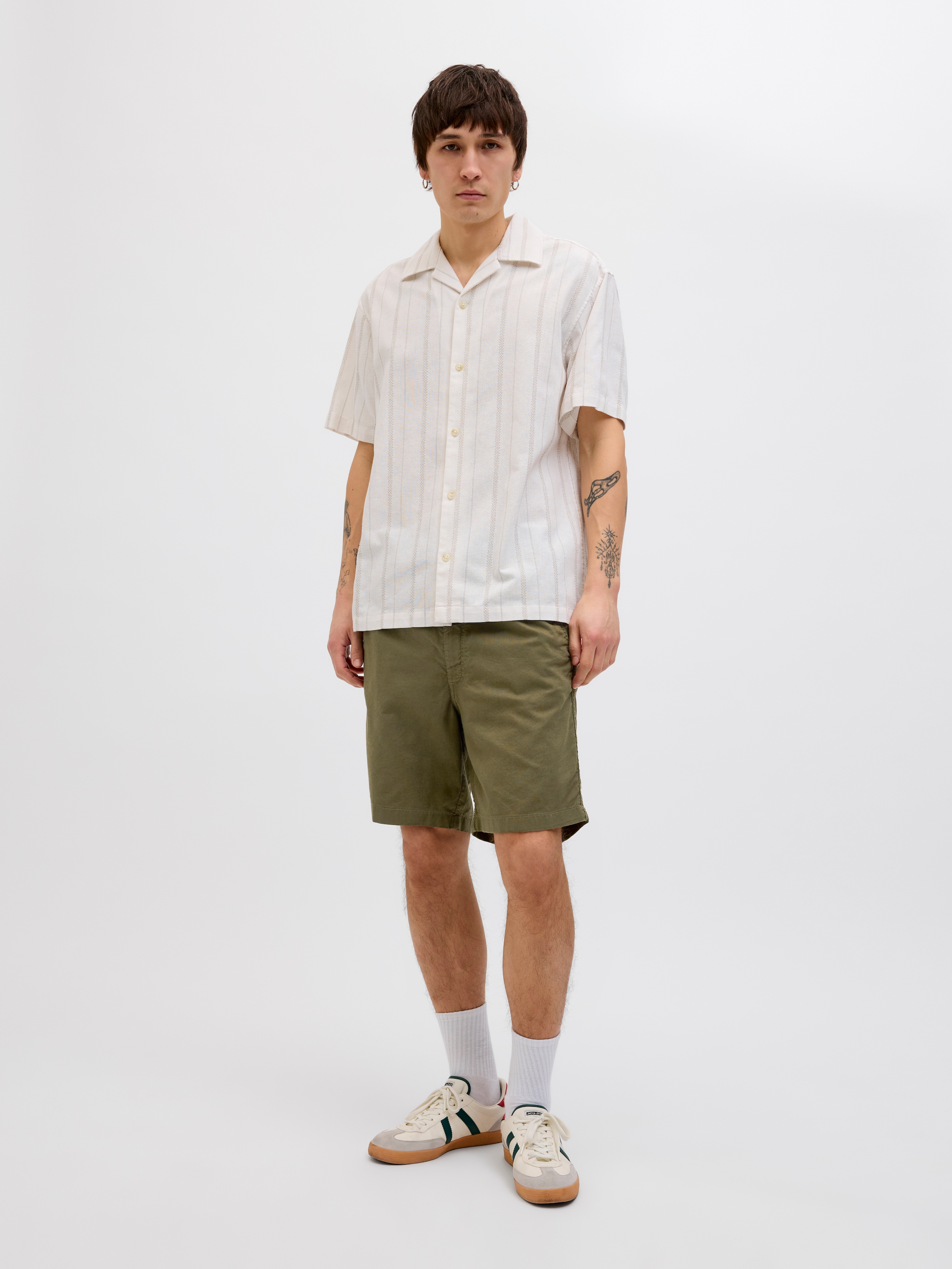 Jack & Jones Shorts »JPSTJAIDEN CAMPAIGN HYBRIDBONDISHORT MID«