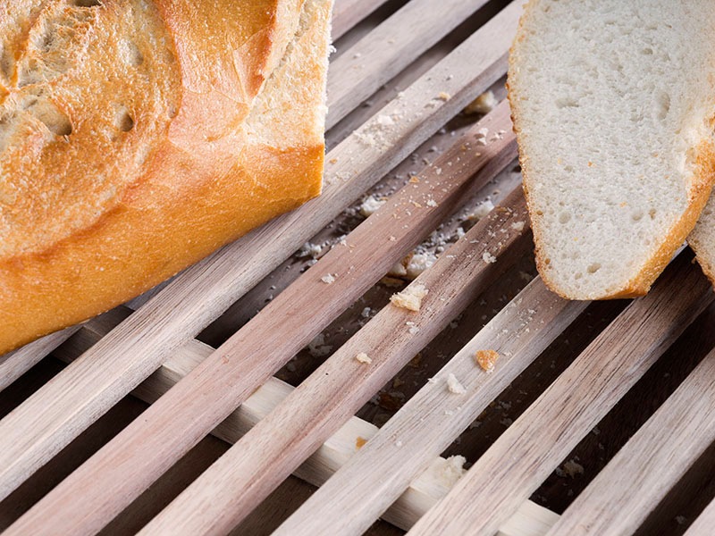 APS Brotschneidebrett »Letter«, mit 4 Antirutschfüßchen