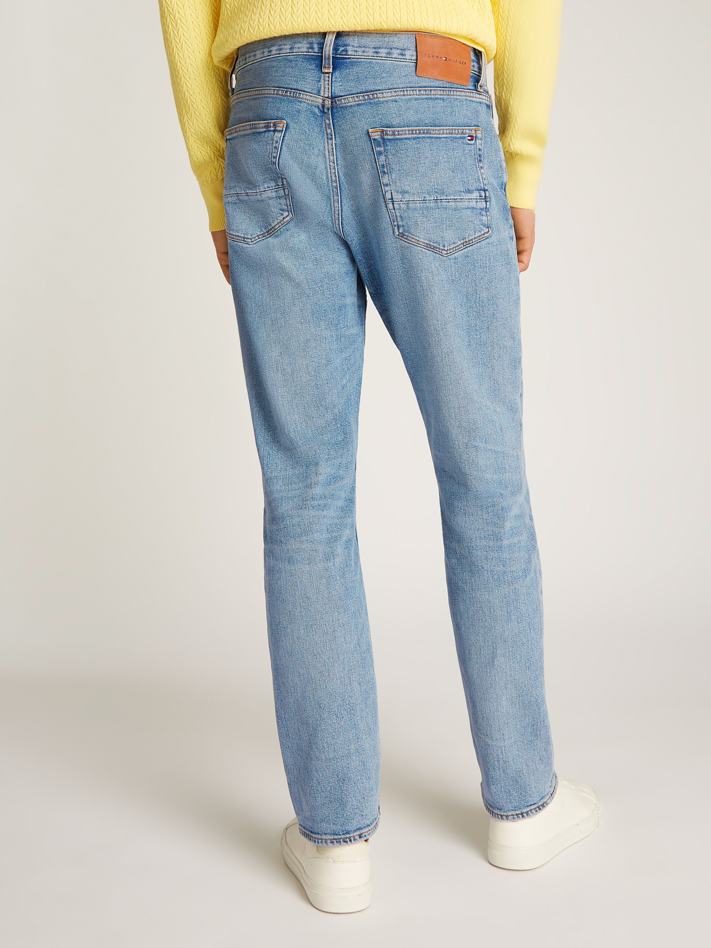 Tommy Hilfiger Straight-Jeans, in blauer Waschung