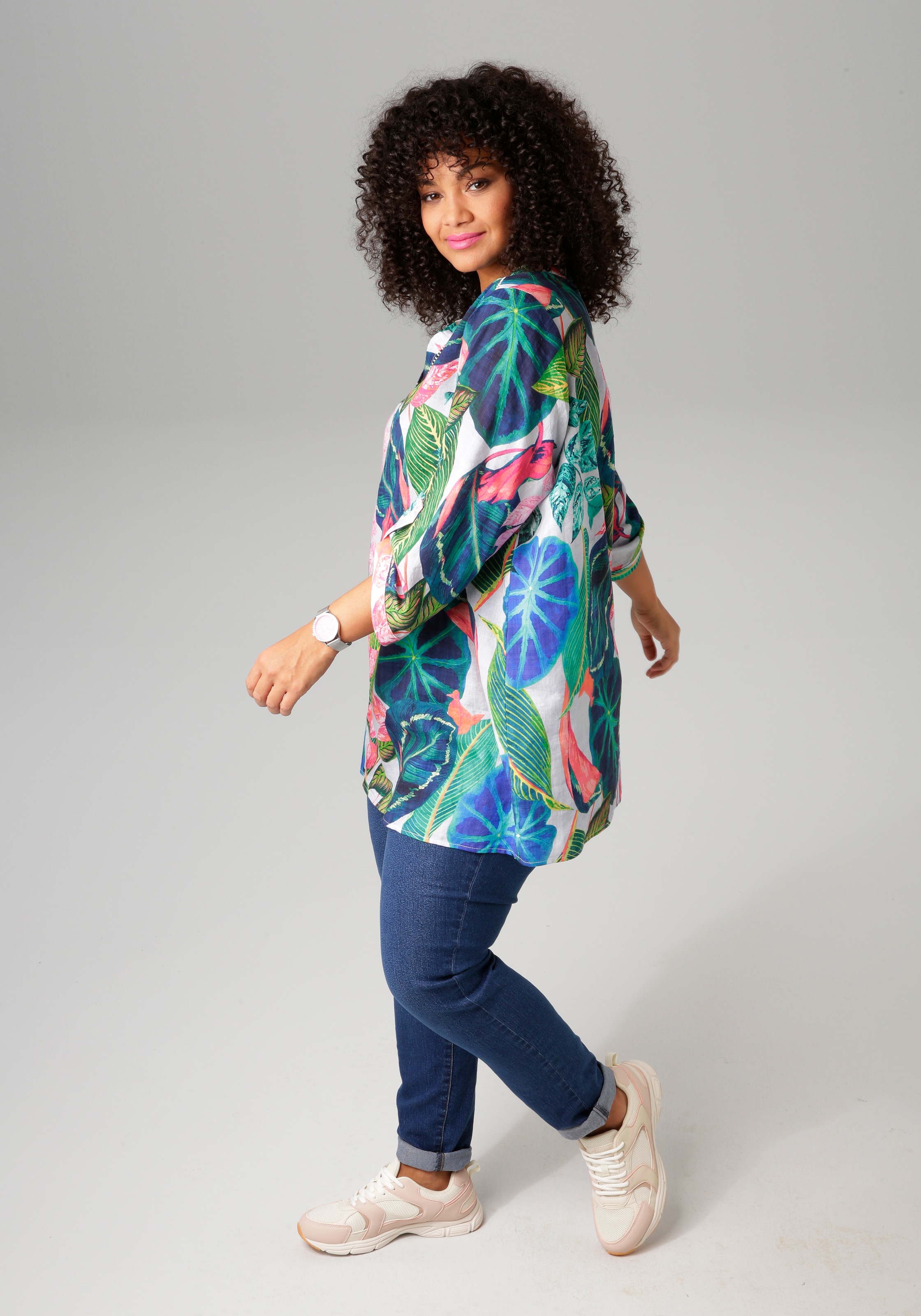 Aniston PLUS Longbluse mit großflächigen, tropischen Blättern bedruckt