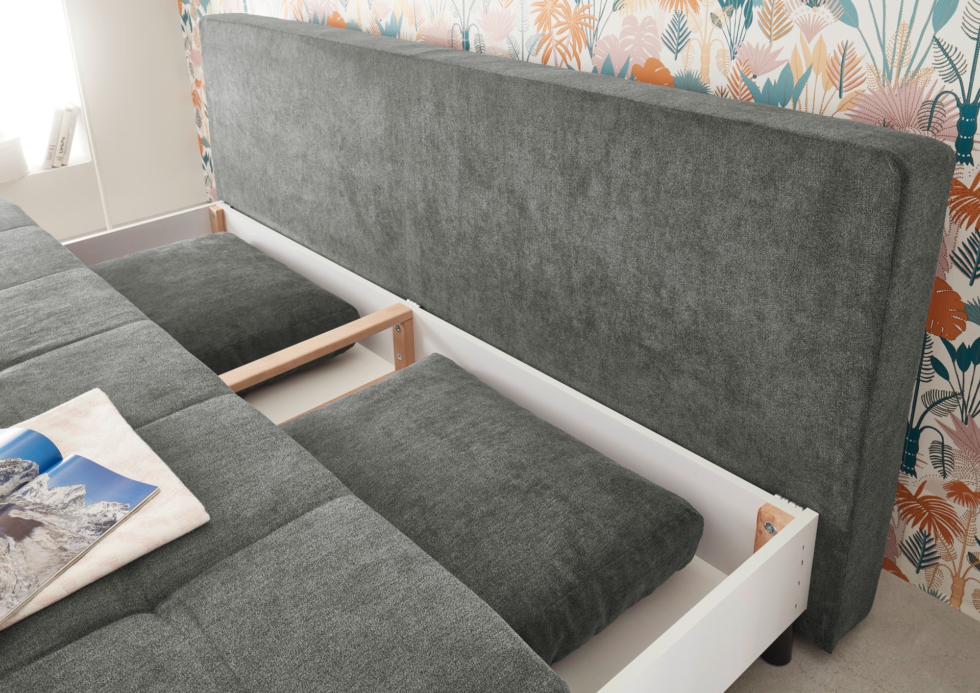 ED EXCITING DESIGN Schlafsofa »Mila«, mit Bettkasten & 2 Armlehnenkissen
