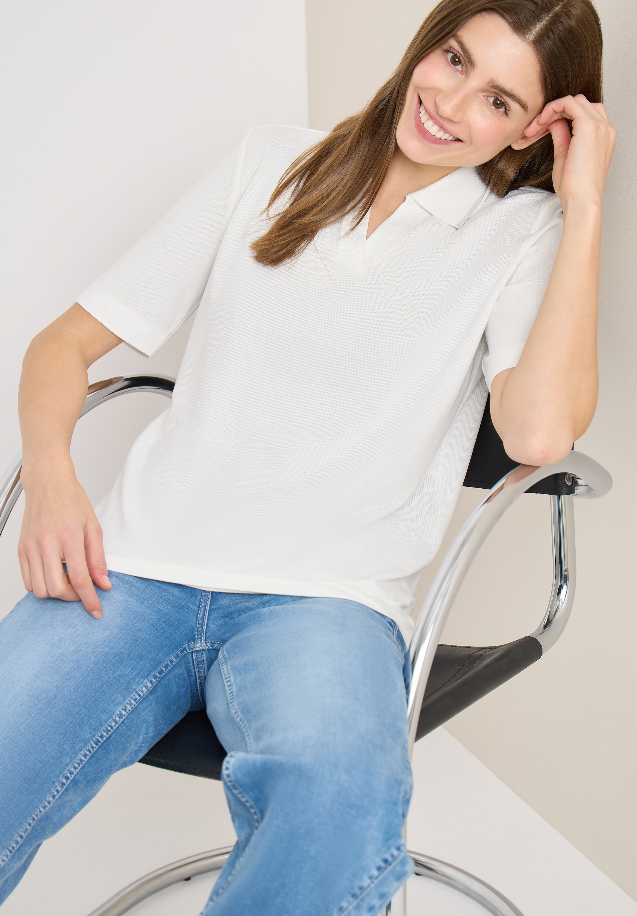 Cecil Poloshirt mit Kontrast-Streifen und V-Ausschnitt