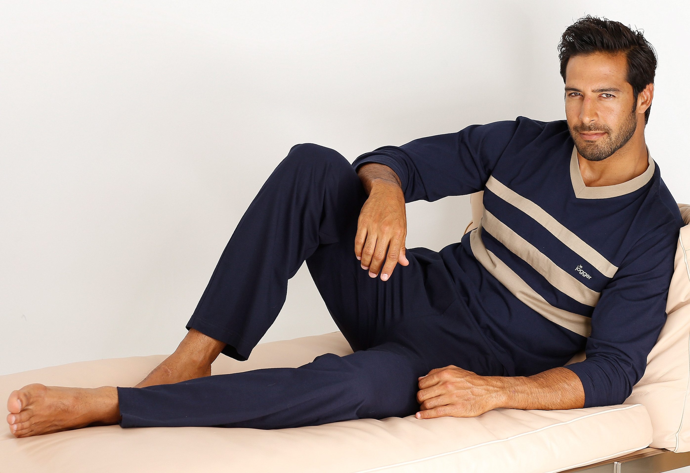 le jogger® Pyjama, (Packung, kontrastfarbigen kaufen bequem 2 vorn mit Stück), Einsätzen