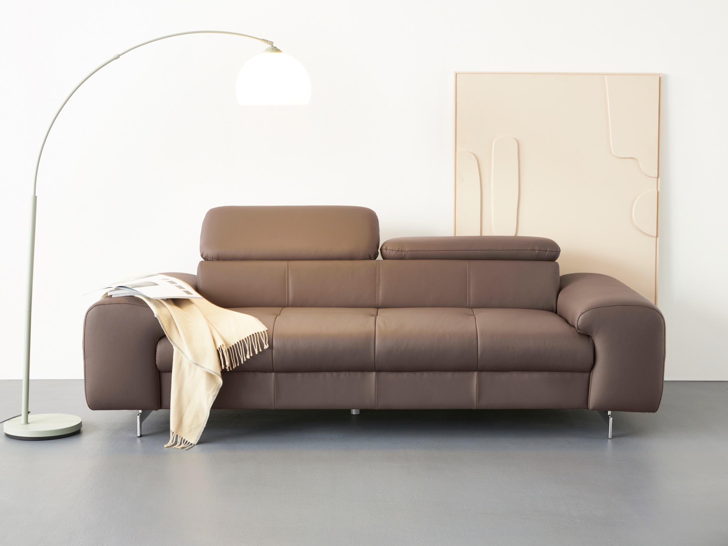 COTTA 3-Sitzer »Chef«, Big-Sofa mit Kopfteilverstellung, edle Metallkufen günstig online kaufen
