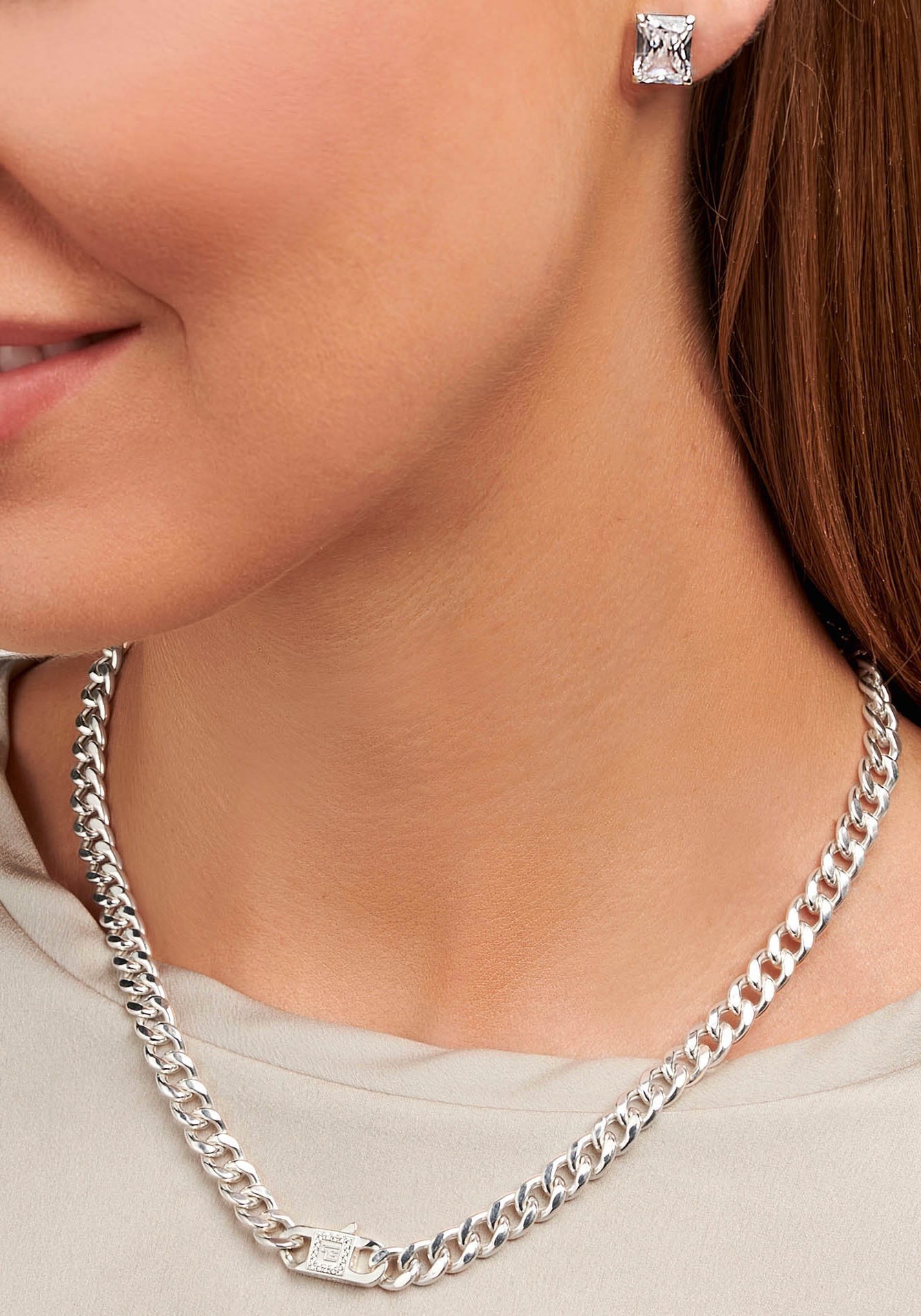 THOMAS SABO Paar Ohrstecker »blauer oder weißer Stein, H2201-009-1,-051-14,-414-14,-1-699-1«, mit Zirkonia (synth.), Spinell (synth.) oder Glas-Keramik Stein