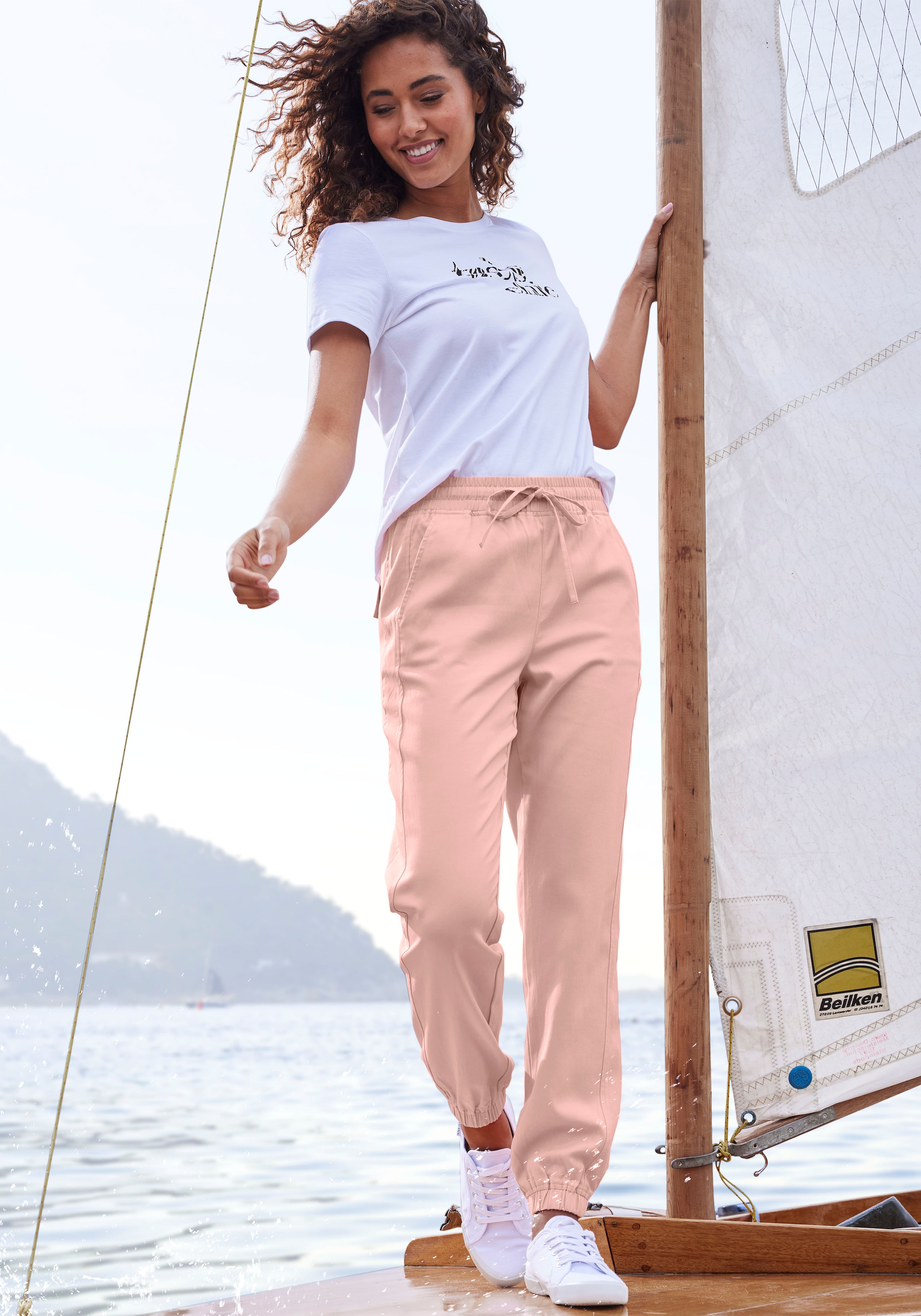 LASCANA Schlupfhose, aus Webware, leichte Stoffhose mit Taschen