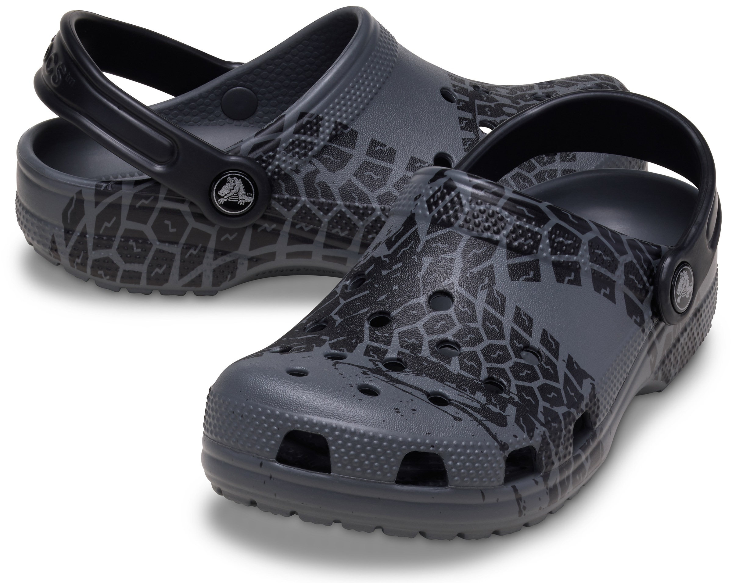 Crocs Clog »Classic Tire Print Clog«, Hausschuh, Sandale mit Lüftungsöffnungen