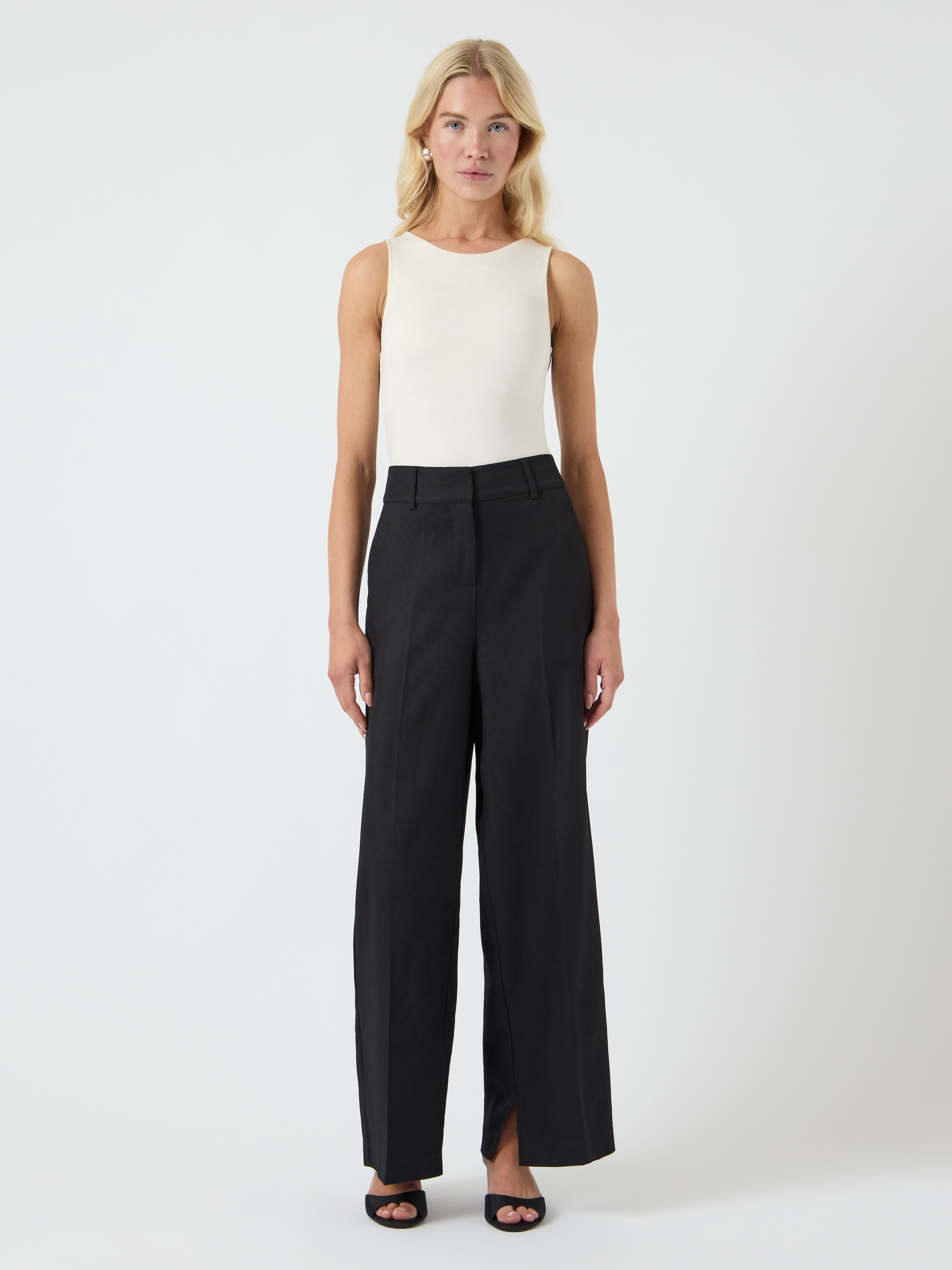 Y.A.S Body »YASRUBY SL BODY S. NOOS«