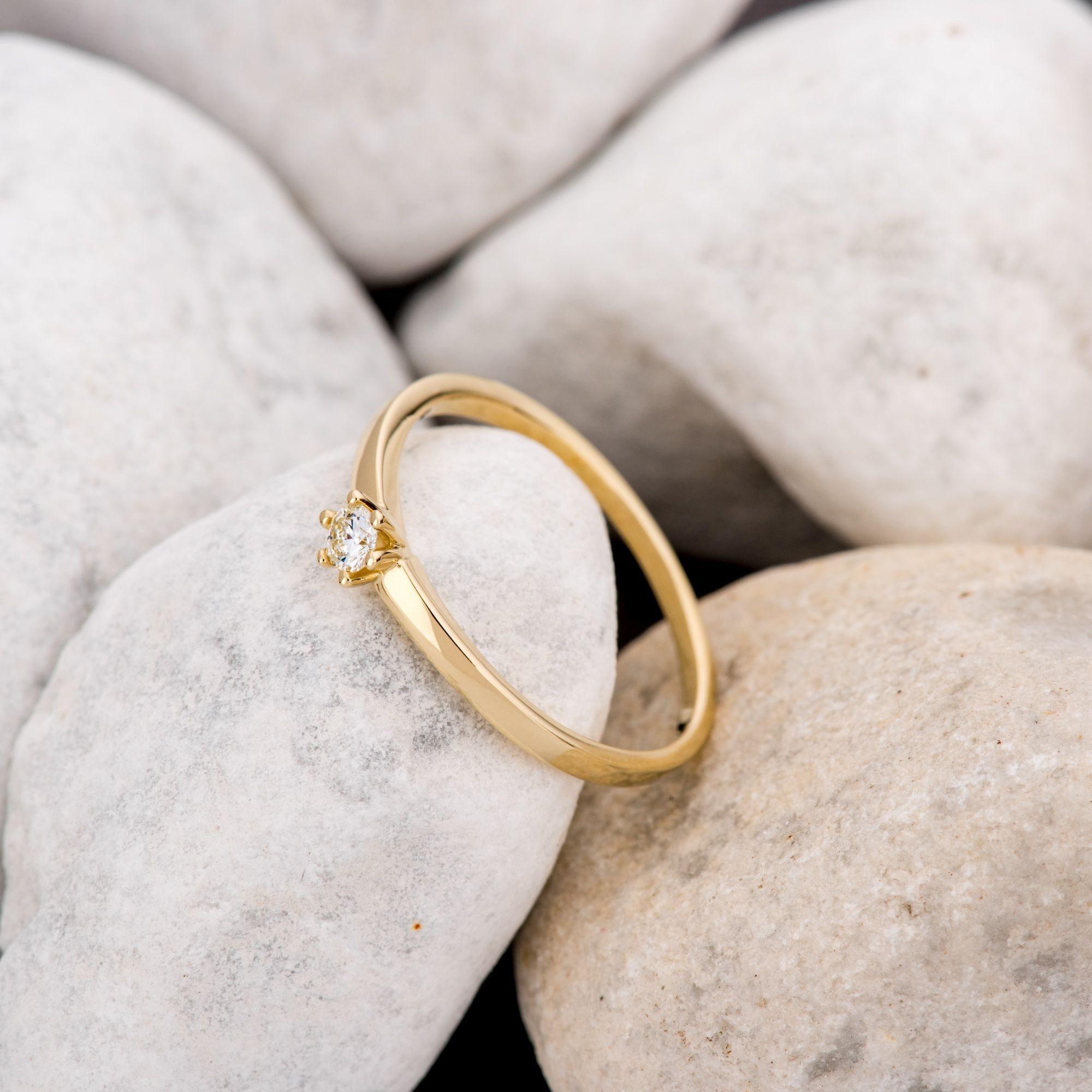 Orolino Fingerring »Gold 585 mit natürlichem Brillant 0,10ct.«