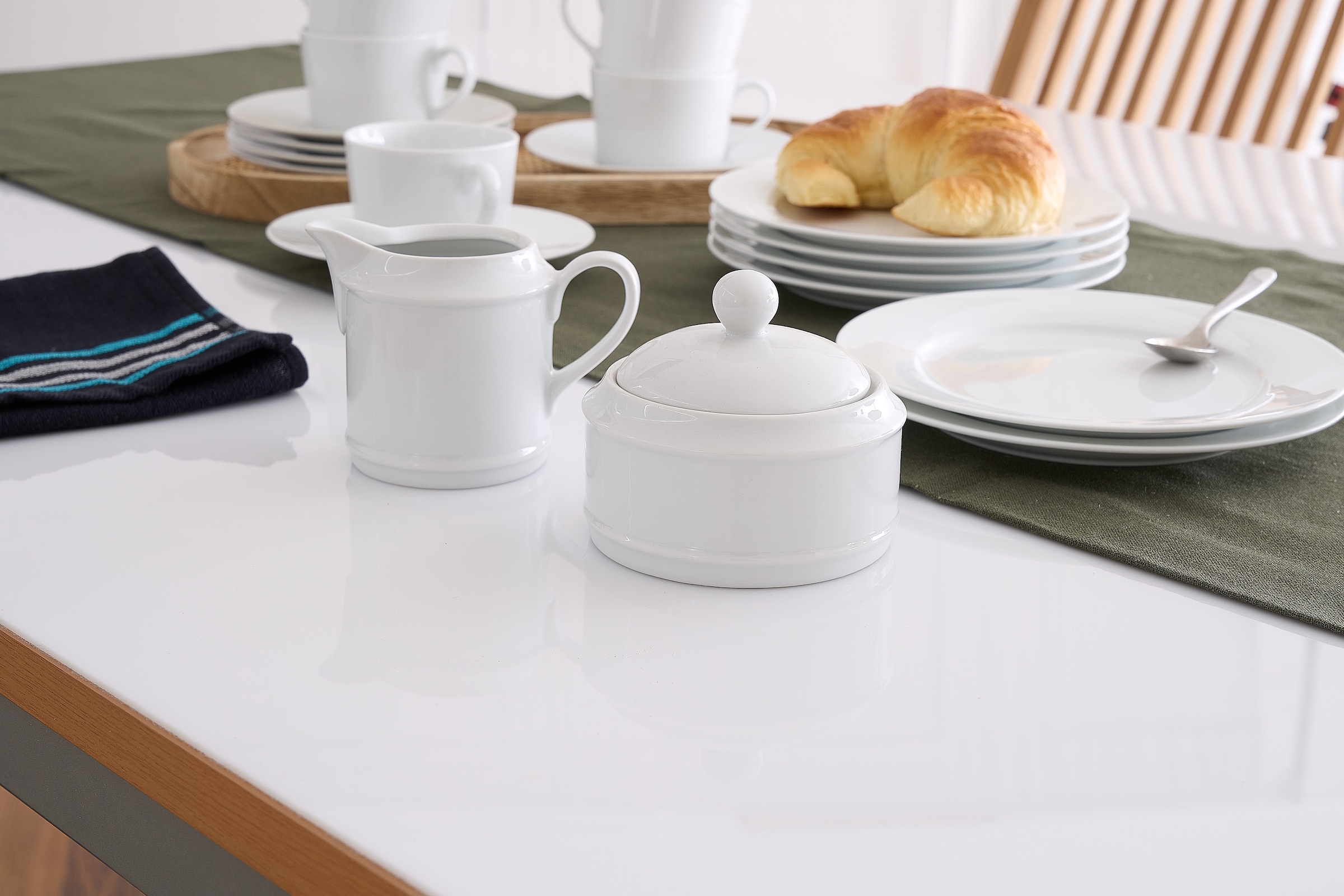 Retsch Arzberg Kaffeeservice »HEIKE WEISS, Geschirr-Set 20-tlg., mit Milch & Zucker, Porzellan, rund«, (Set, 20 tlg.), Tassen & Teller plus Milch & Zucker, perfekt von früh bis nachmittags