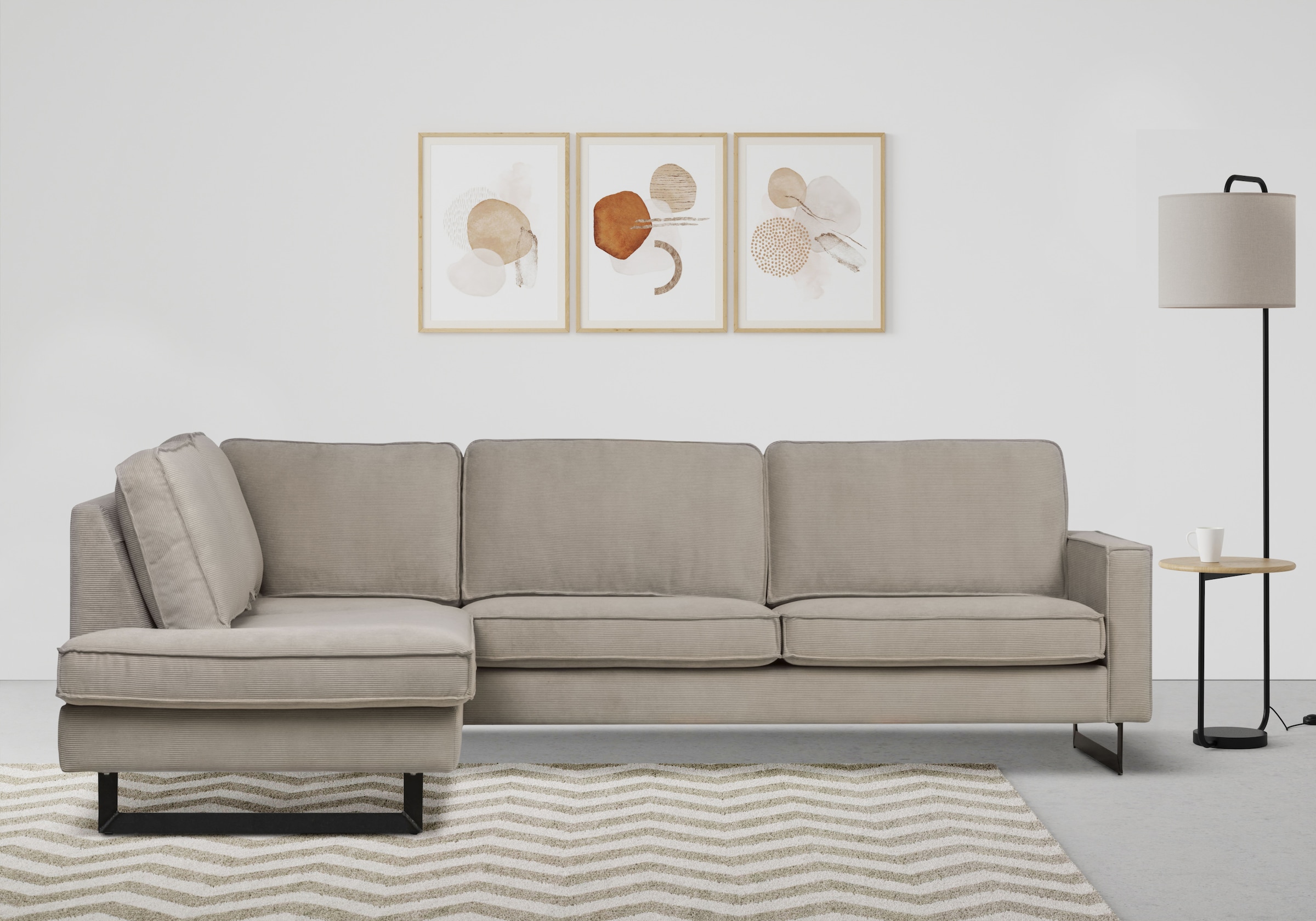 Places of Style Ecksofa »Pinto, 290 cm, Cord, Chenille, Lederoptik, Ottomane links / rechts«, mit Keder, schwarze Metallfüße, Wellenunterfederung