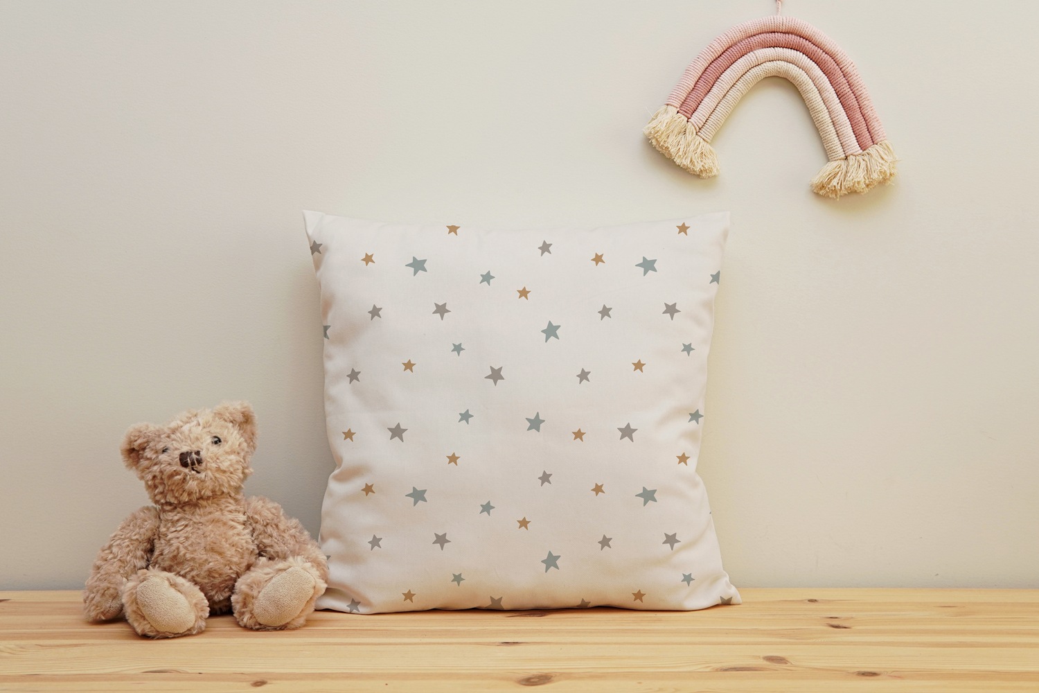 queence Dekokissen »Bunte Sterne«, Kissenhülle mit HD Premium Druck, geruchsneutral, 40x40cm