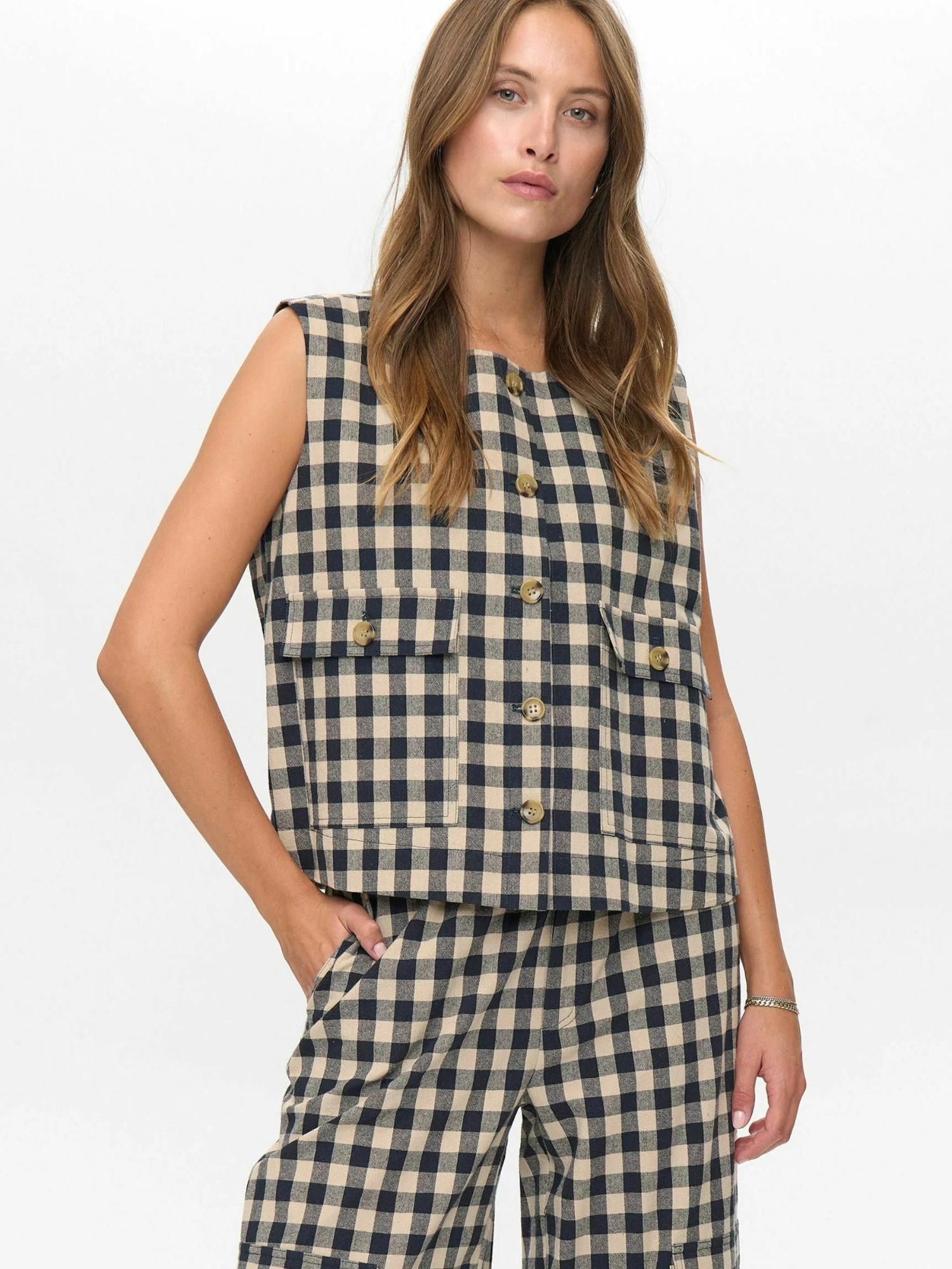 NÜMPH Kurzweste »Vest NUCHIKKA« Dark Sapphire 44 44 Stylische Westen für einen modernen Layering-Look