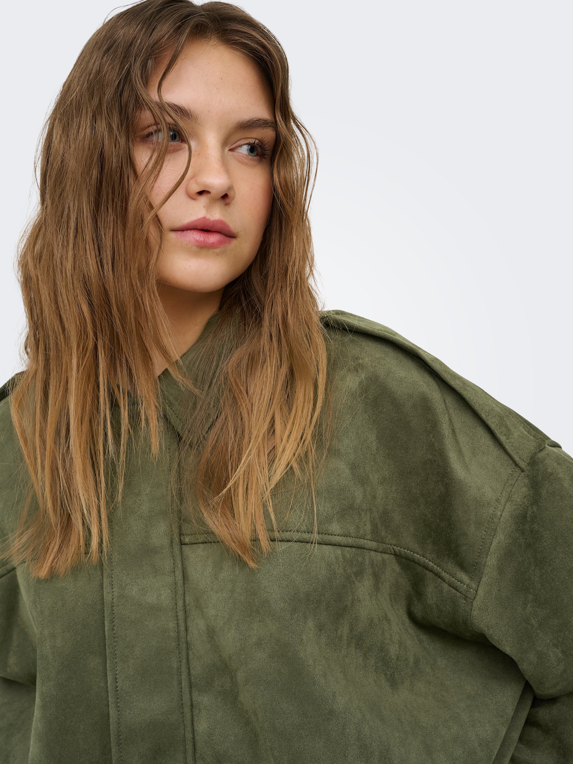ONLY Blouson »ONLMOON-STINA FAUX SUEDE BOMBER PNT NOOS« Materialmix, Wildlederimitat