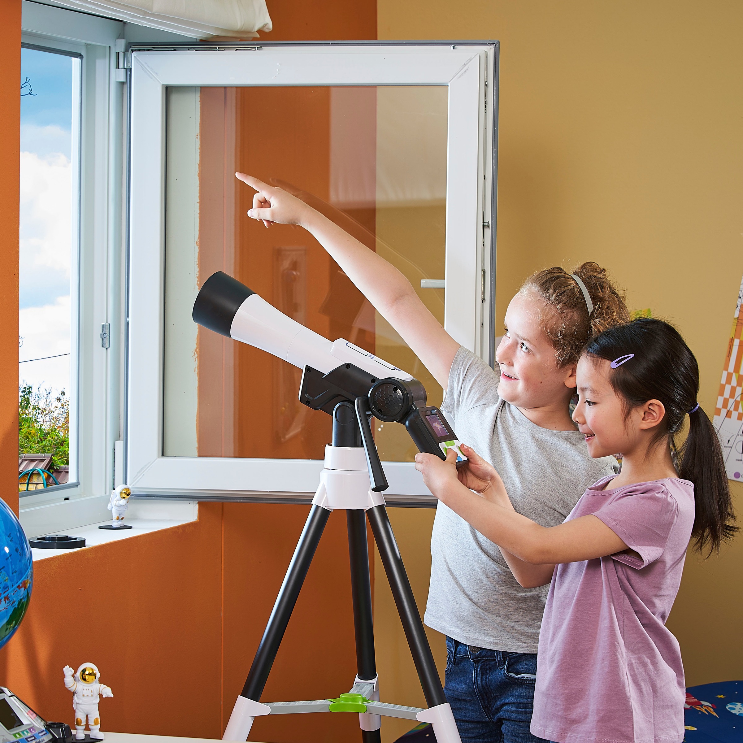 Vtech® Teleskop »Interaktives Video-Teleskop für Kinder«, mit NASA Lerninhalten und Spielen