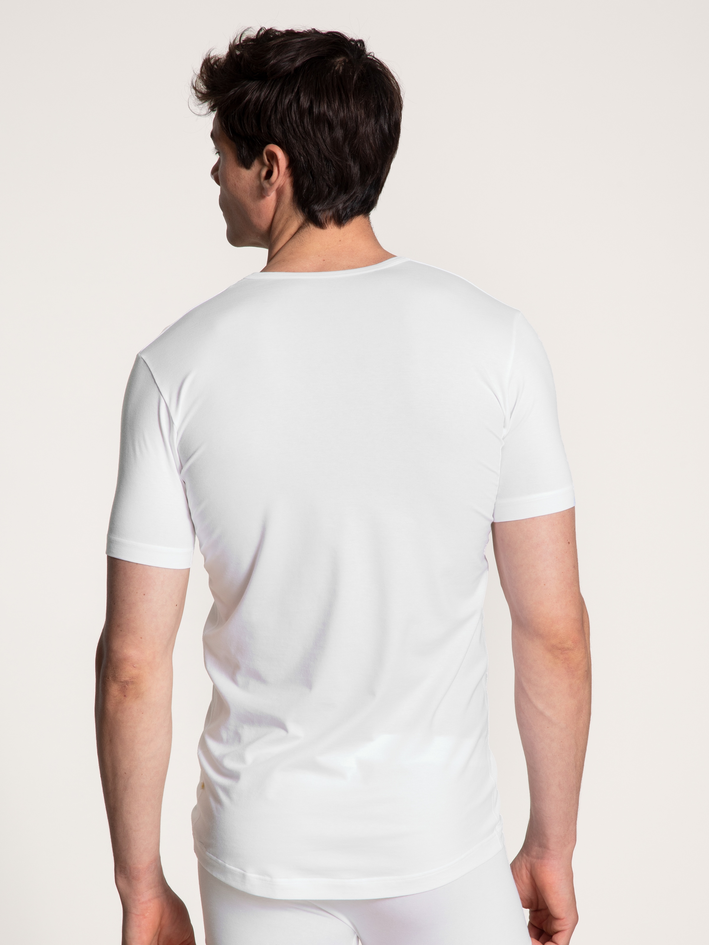 CALIDA V-Shirt »Focus«, V-Ausschnitt, Single Jersey Qualität, schnelltrocknend, Kurzarm