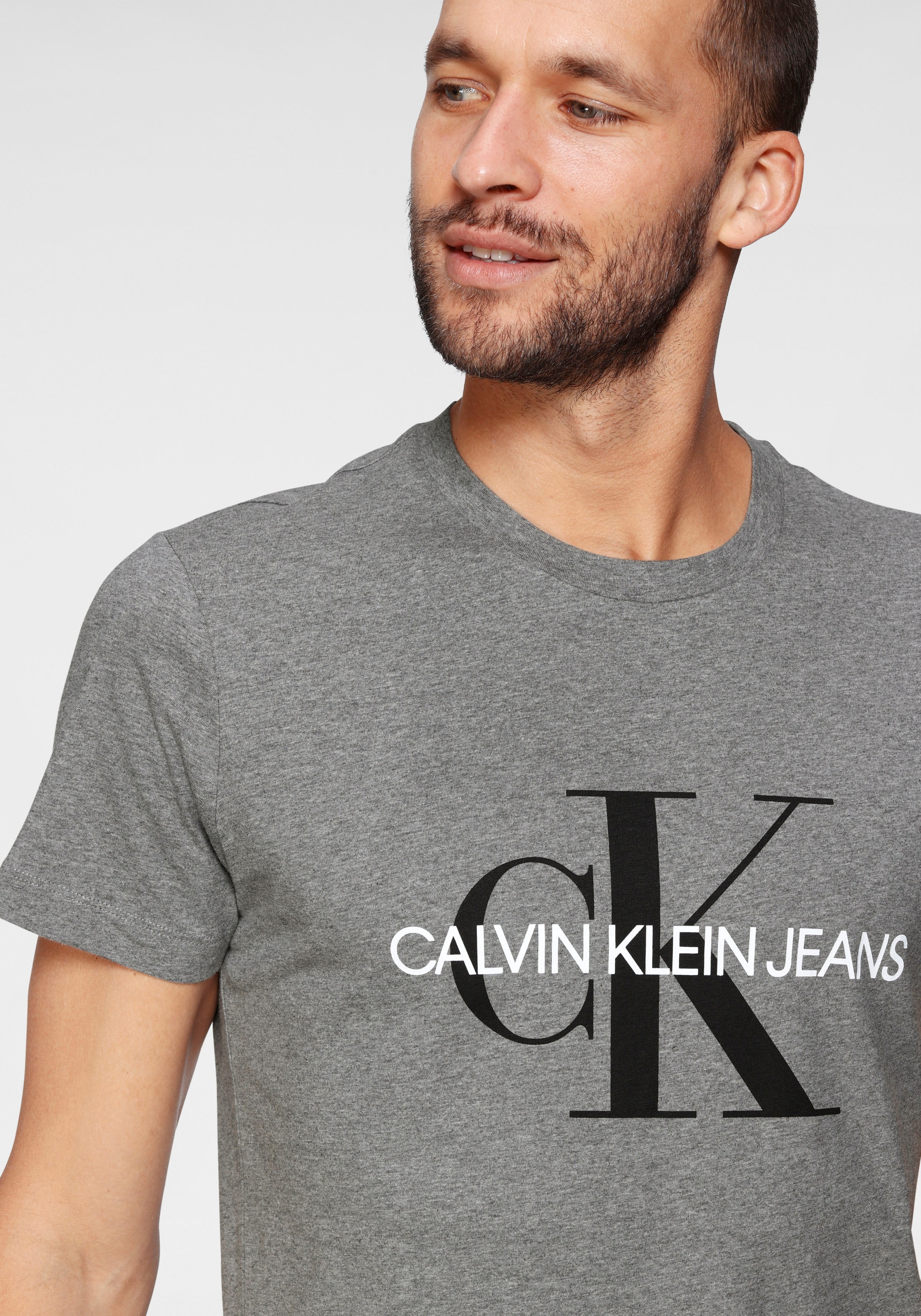 Calvin Klein Jeans T-Shirt »ICONIC MONOGRAM SLIM TEE«, mit großem CK-Print