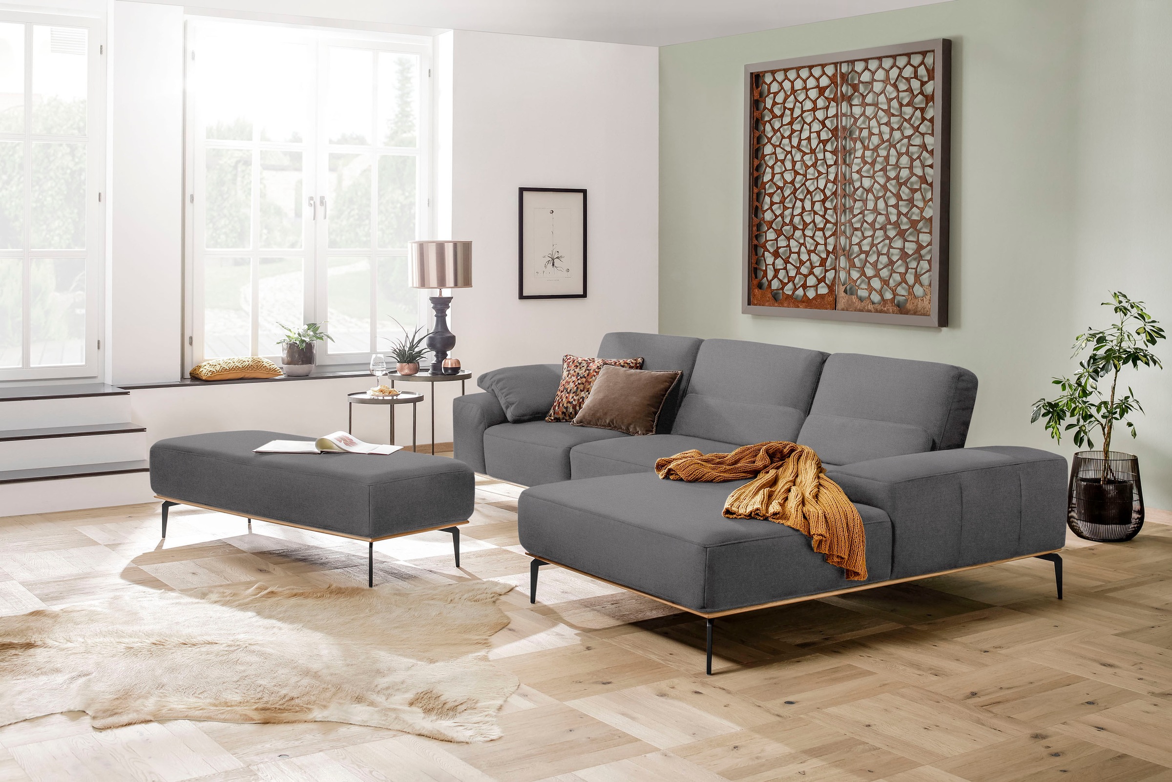 W.SCHILLIG Ecksofa »run, Designsofa mit tollem Sitzkomfort, bequem, L-Form«, mit Holzsockel, Füße in Schwarz pulverbeschichtet, Breite 319 cm