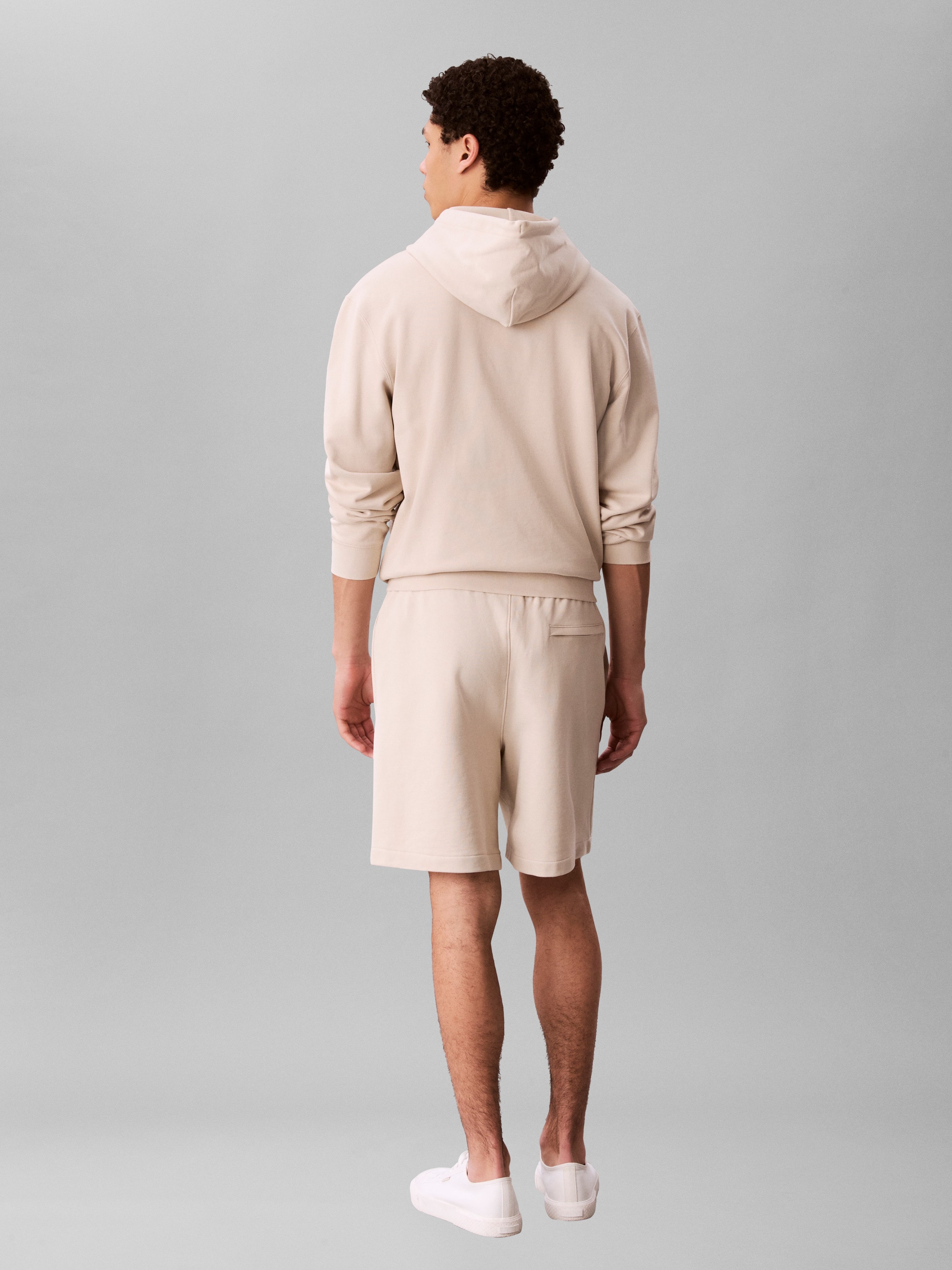 Calvin Klein Jeans Sweatshorts  Regular Fit, Logo-Badge, Seitentaschen