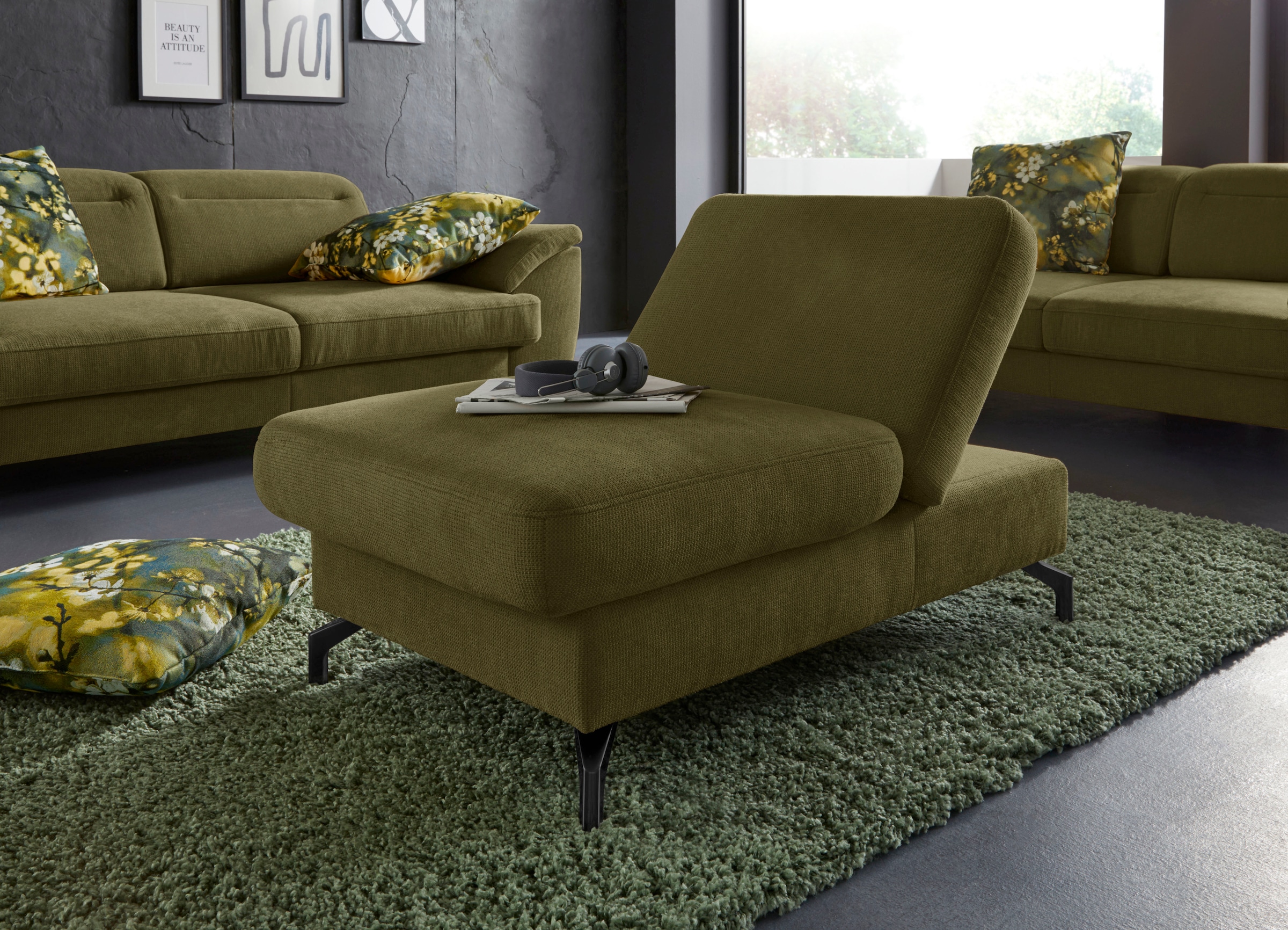 sit&more Hocker »Percy«, Fußhöhe 15cm, mit Klappfunktion, wahlweise in 2 Fußfarben