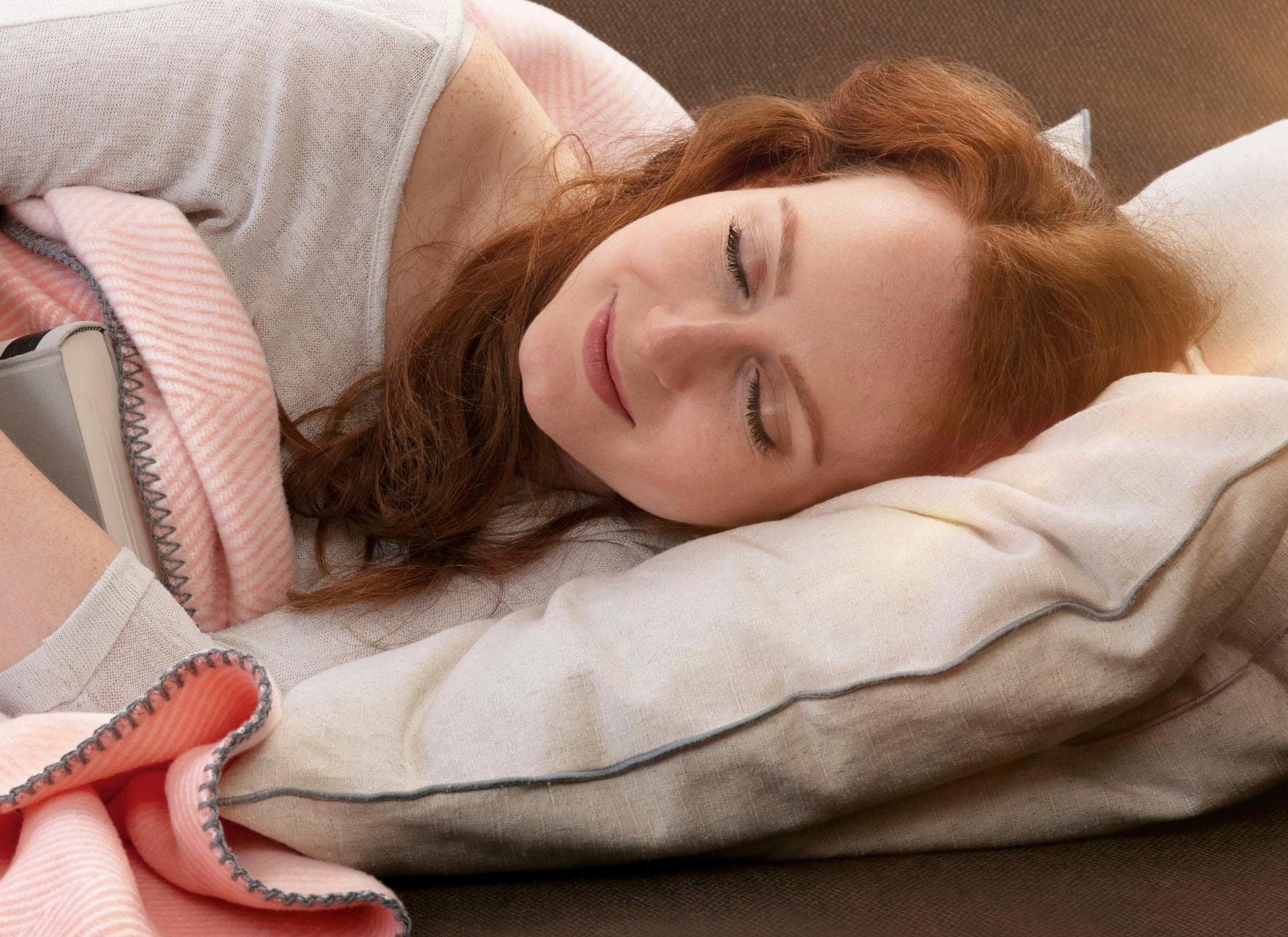 Biederlack Dekokissen »Cushion«, mit Leinen und farbiger Paspel