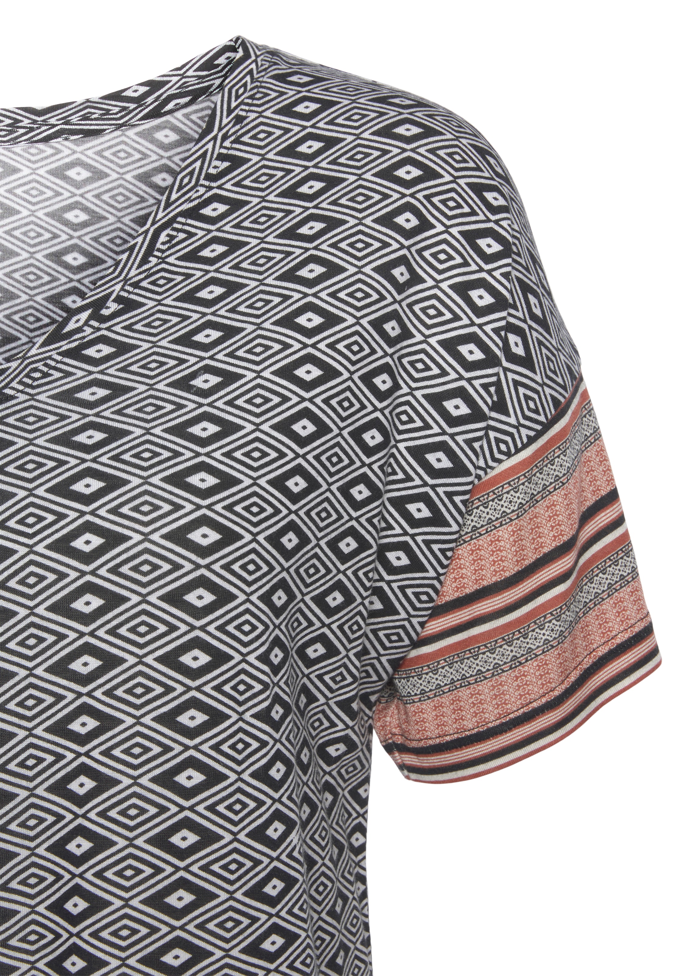 Vivance Dreams Pyjamaoberteil, in schönem Ethno-Design